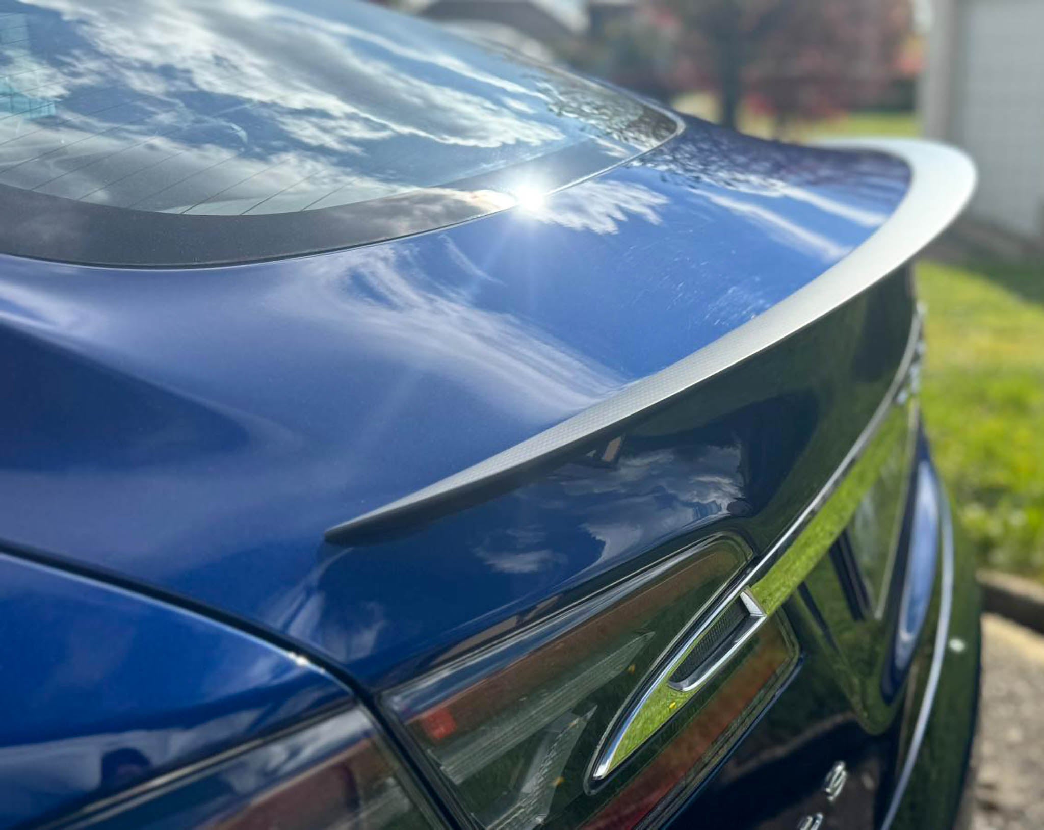 Premium Real Carbon Fiber Rear Spoiler for Tesla Model S (2016-2024) - High-Performance Aerodynamic Upgrade for Enhanced Style & Speed