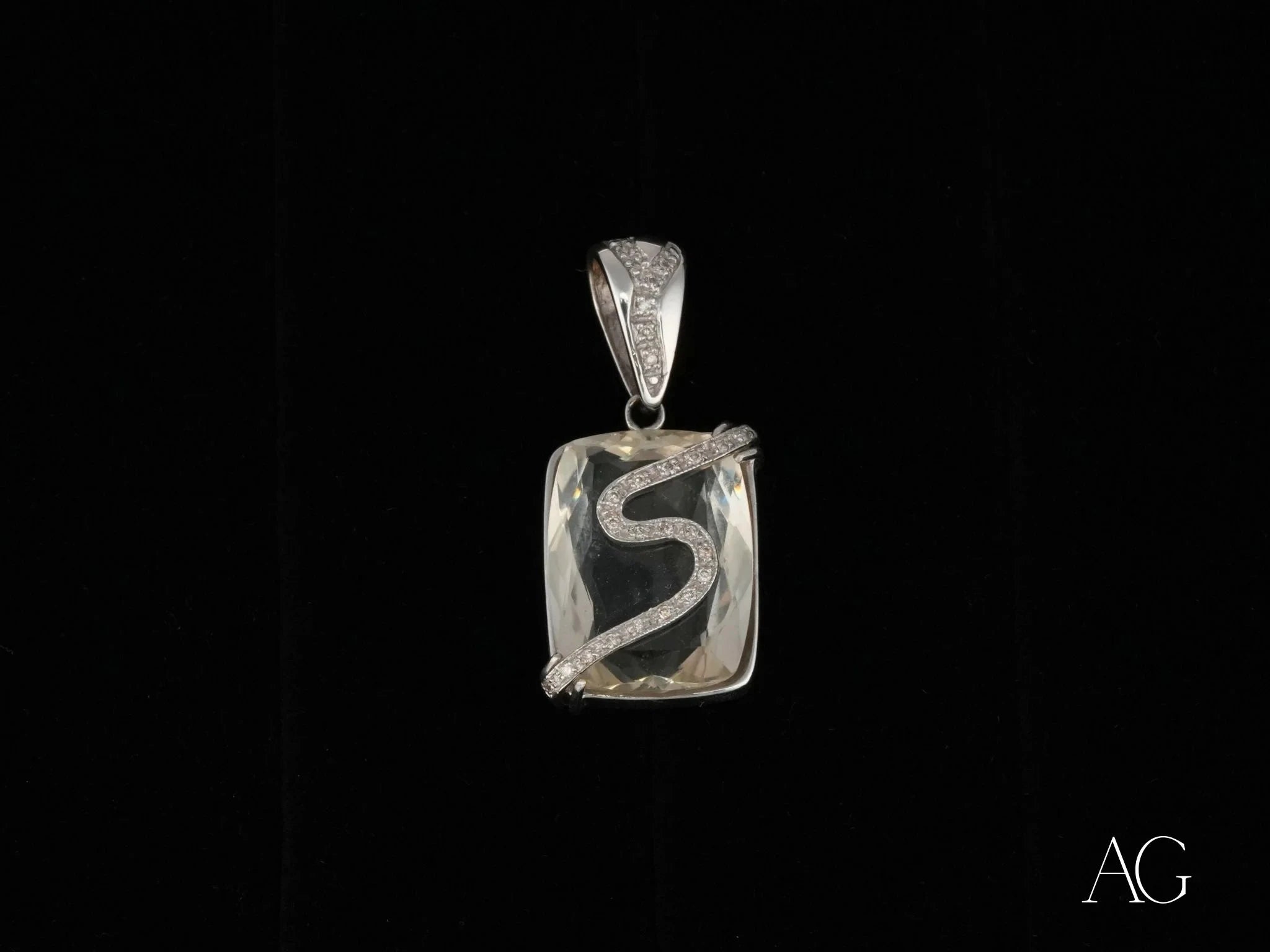 Eternal Frost Crystal & Diamond Pendant Necklace - Elegant Jewelry Gift for Women - Perfect for Weddings, Anniversaries & Special Occasions