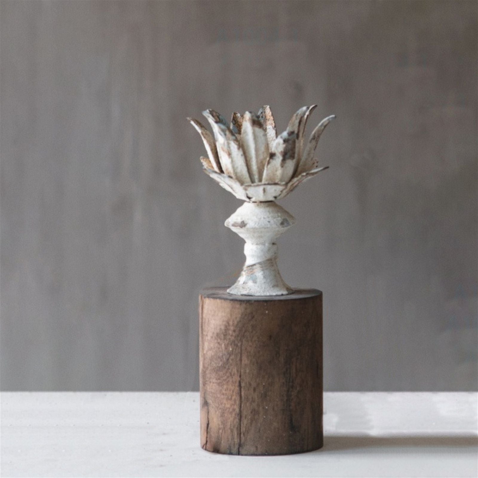 Urban Style Metal Flower in Bloom Candle Holder with Wooden Base - Elegant Home Decor for Living Room, Bedroom & Wedding Centerpieces