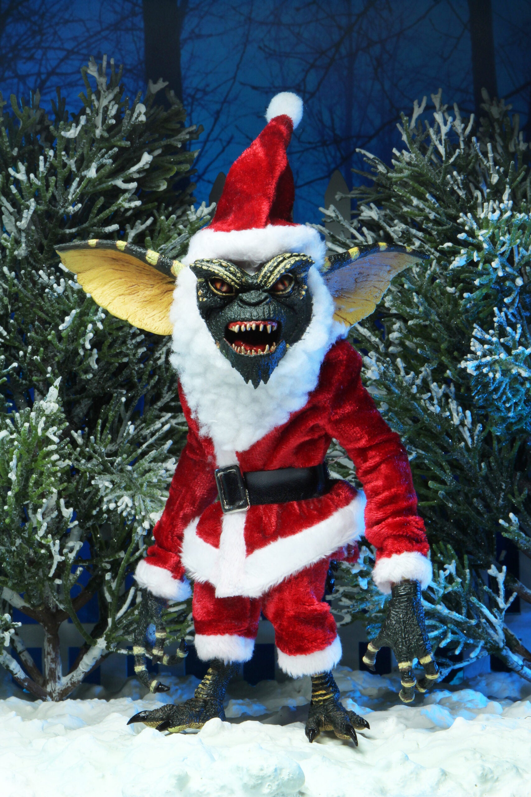 NECA Gremlins Ultimate Santa Stripe & Gizmo Action Figures – Collectible Christmas Movie Toys for Holiday Decor & Gift Giving