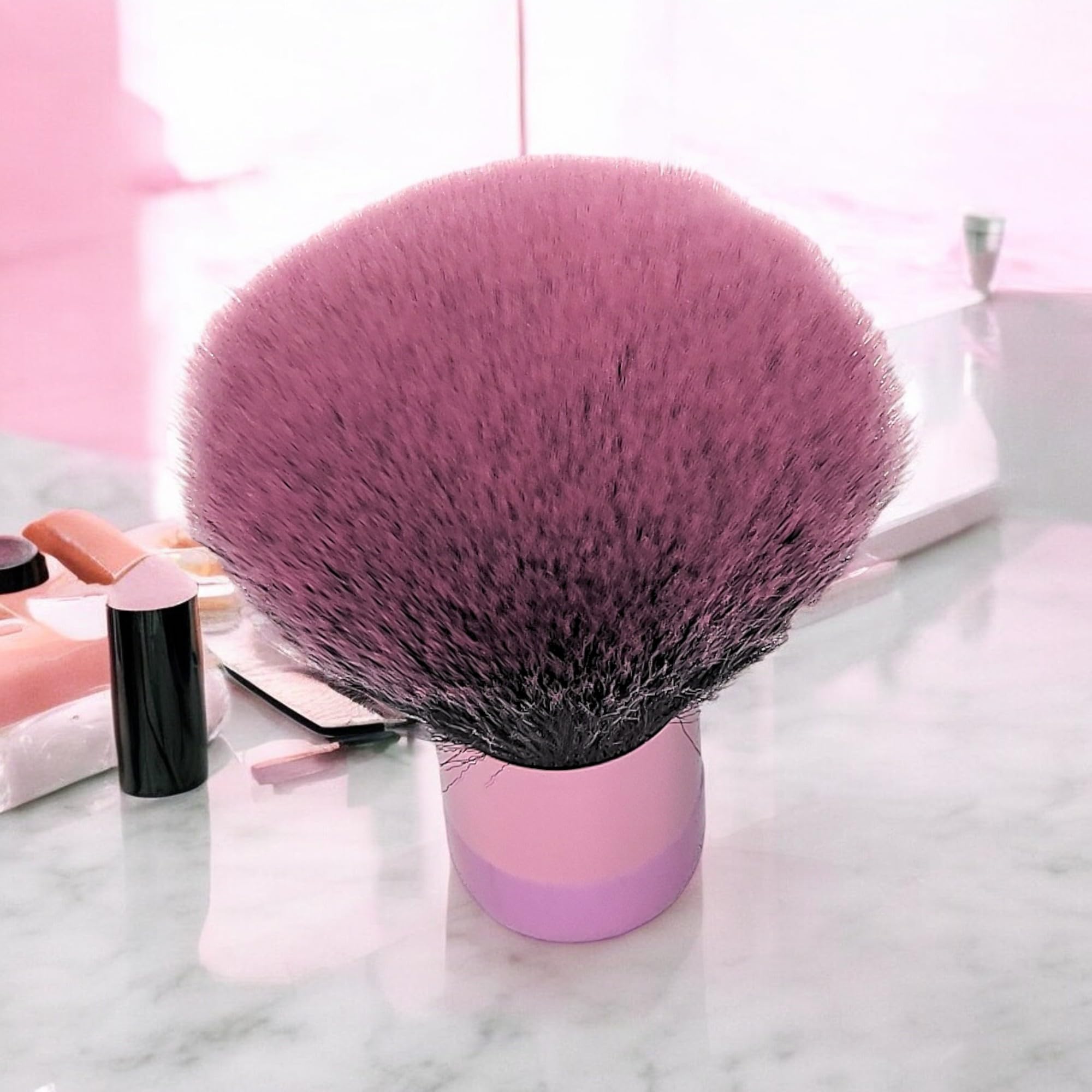 BevyGold Large Kabuki Brush - Soft Fluffy Powder Brush for Face & Body, Multipurpose Makeup & Spray Tan Finishing Tool - Perfect for Professional Salon & Home Beauty Use (Pink)
