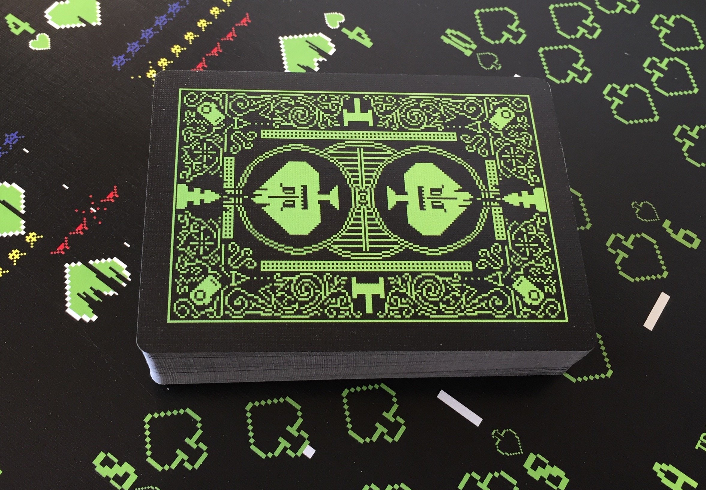 Retro 8-Bit 2600 Playing Cards - Classic Video Game Themed Deck for Poker, Magic Tricks & Collectors - Perfect for Game Nights, Parties & Nostalgic Gifts