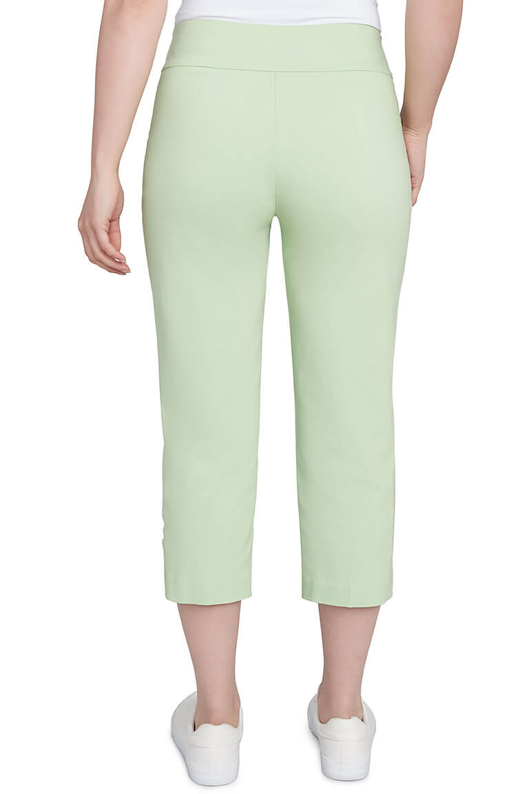 I Pink I Can Capri Pant - Women's Stretchy Yoga Pants for Workout, Running & Lounge - Comfortable High Waist Leggings for Yoga, Gym & Casual Wear