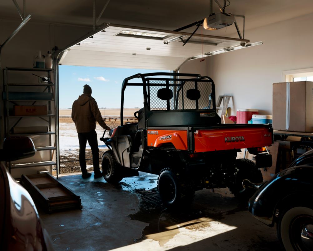 Kubota RTV XG850 Sidekick Utility Vehicle - Heavy Duty 4x4 UTV for Off-Road, Farm & Hunting | All-Terrain Work & Recreation Vehicle