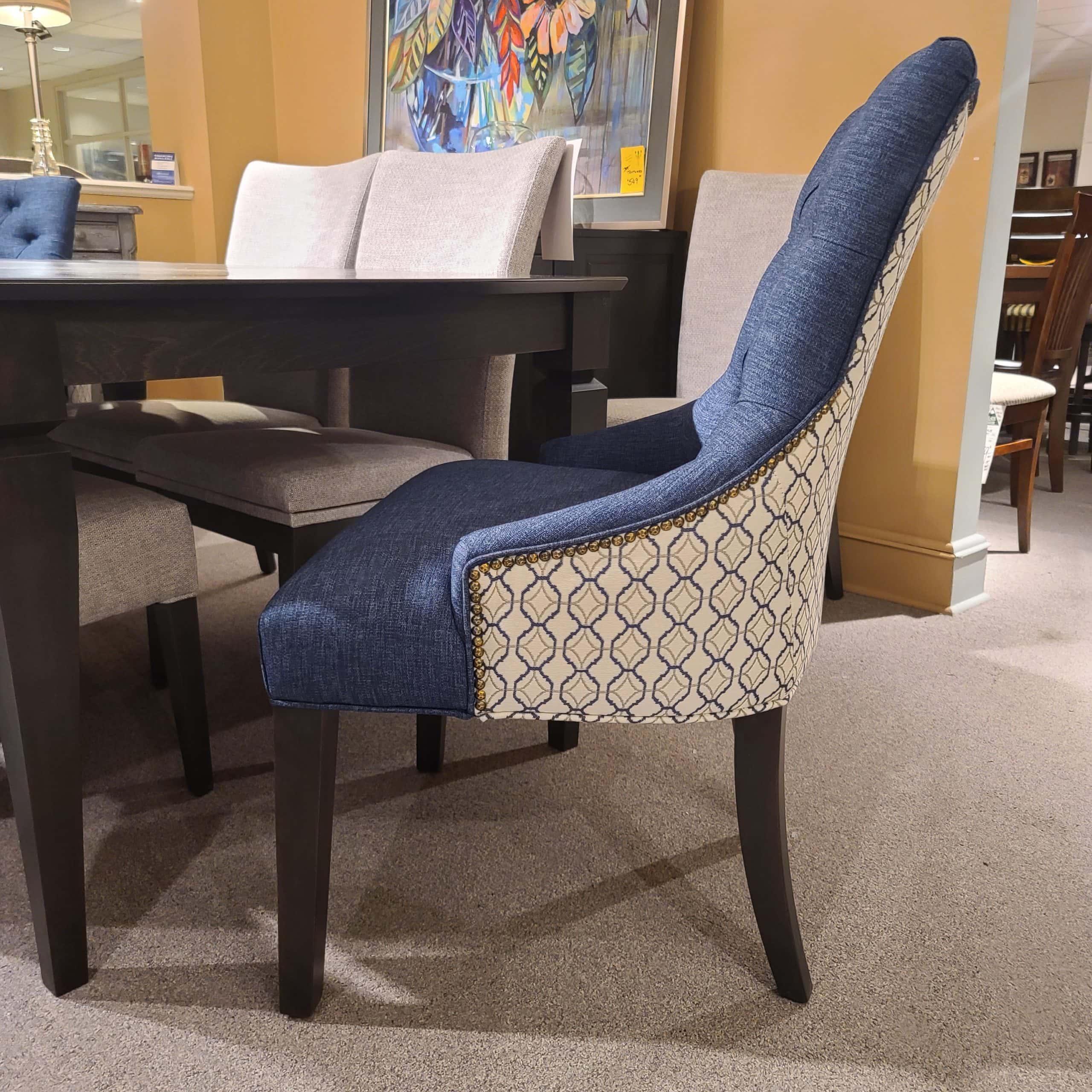 Custom Dining Chairs - Modern & Comfortable Wooden Chairs for Kitchen, Dining Room, Restaurant - Perfect for Home Decor & Commercial Use
