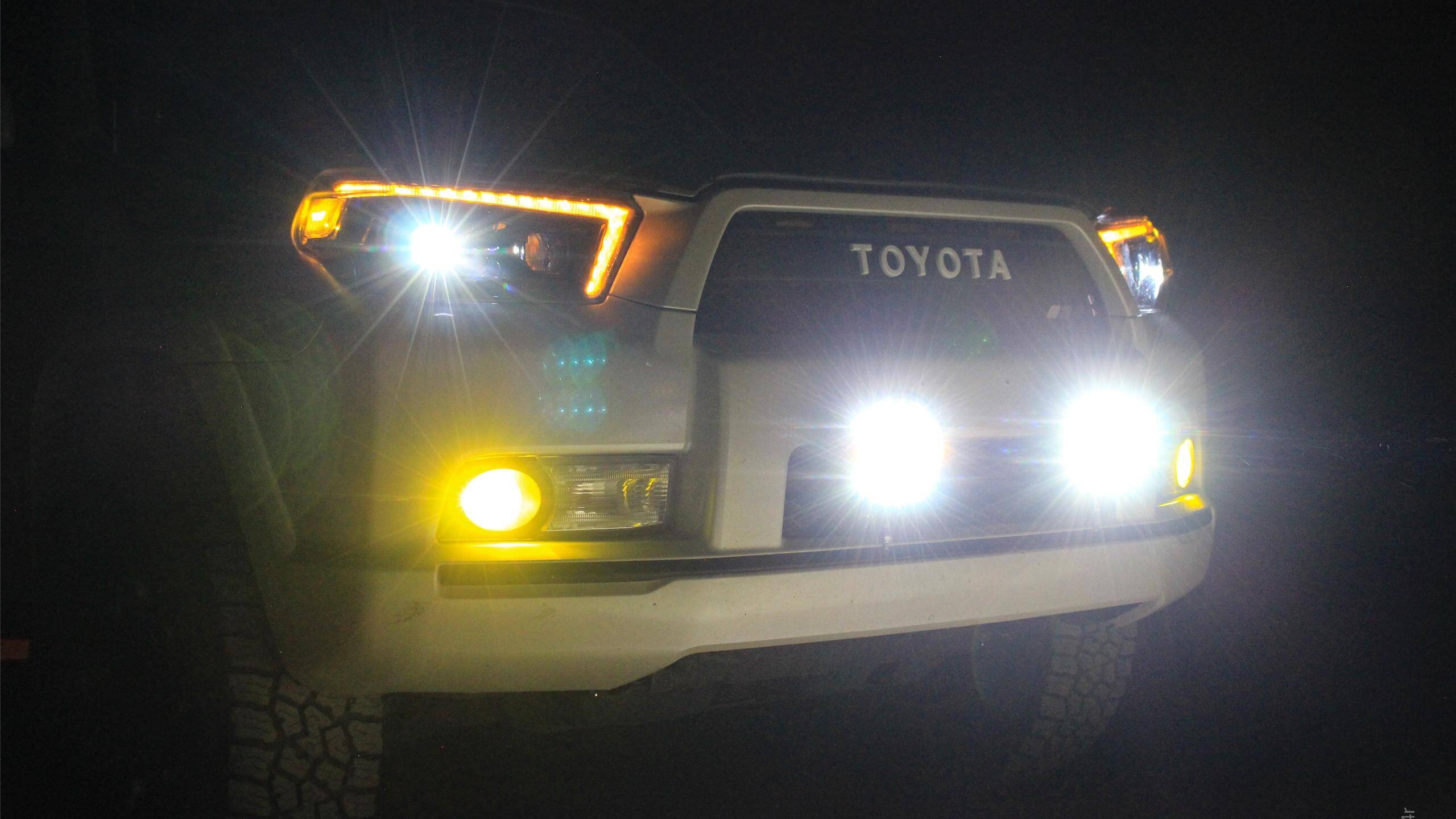240W 7-Inch 24000LM Offroad LED Light Bar for Jeep, Truck, SUV, Pickup - High-Intensity Driving Lights for Bumper, Roof, or Grill Mounting - Perfect for Off-Roading, Night Driving, and Adventure