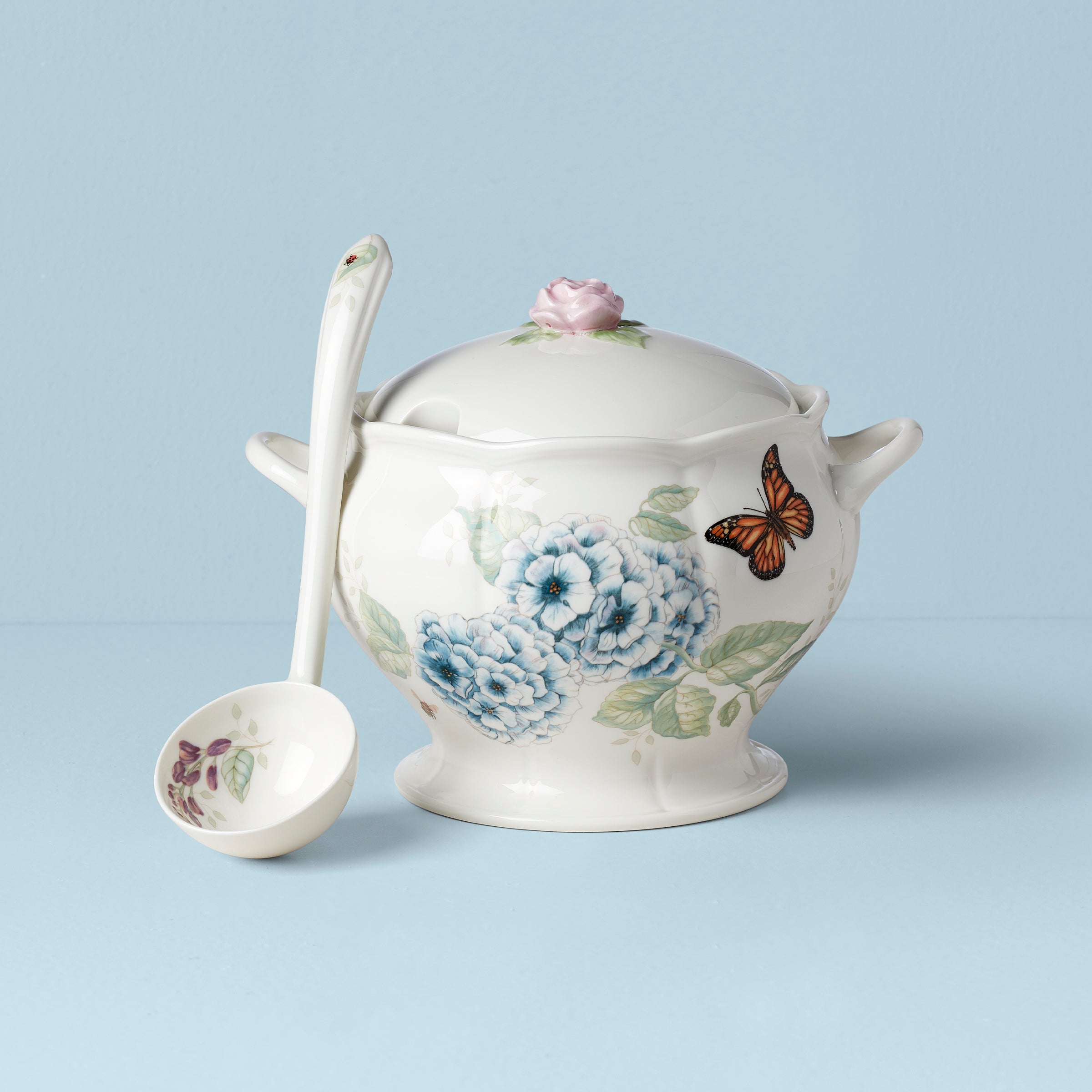 Butterfly Meadow 2-Piece Ceramic Tureen & Ladle Set - Elegant Serving Bowl for Soups, Stews & Salads - Perfect for Dinner Parties, Family Gatherings & Holiday Meals