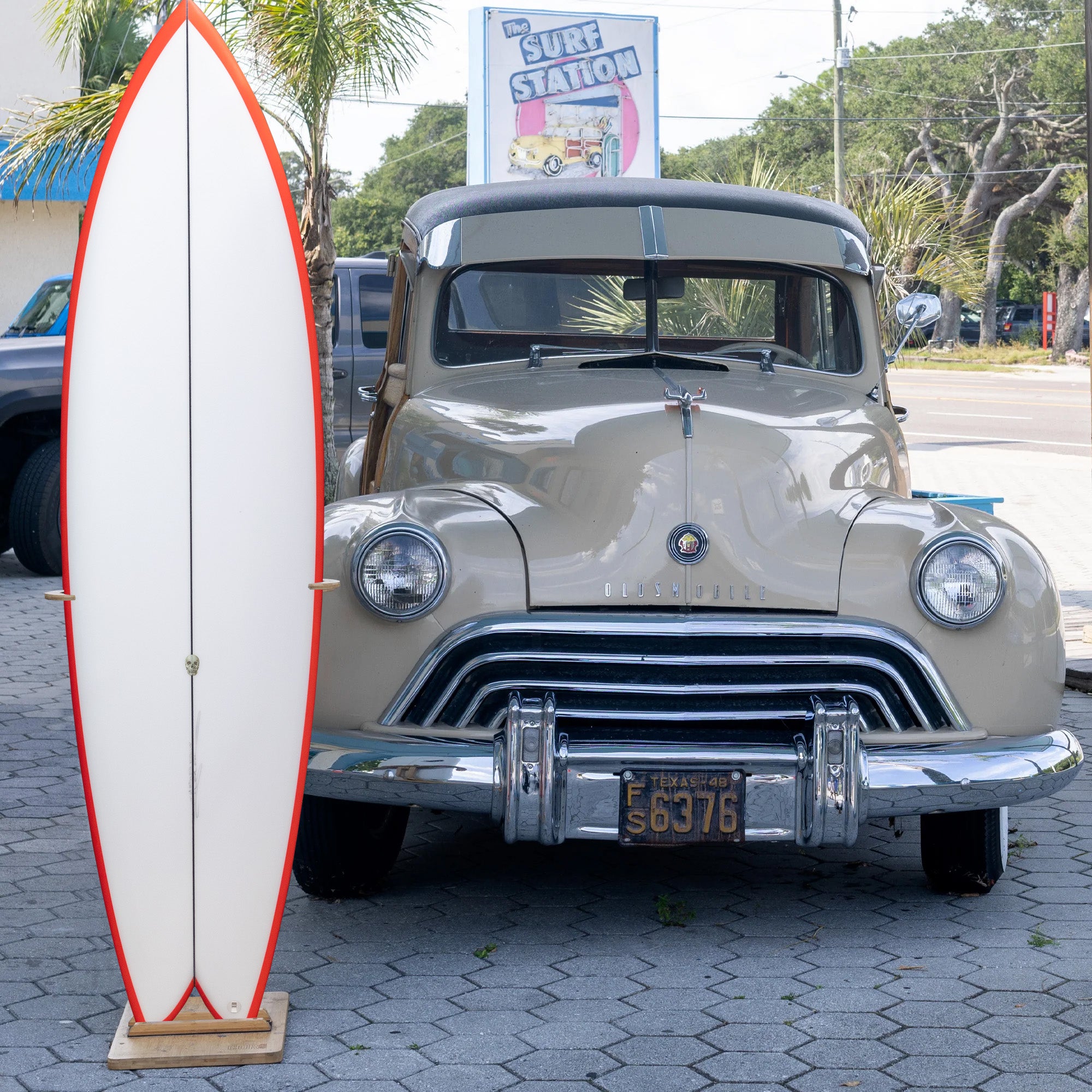 Christenson Nautilus 6'8 Surfboard with FCS II Fin System - Perfect for Small to Medium Waves and All Skill Levels
