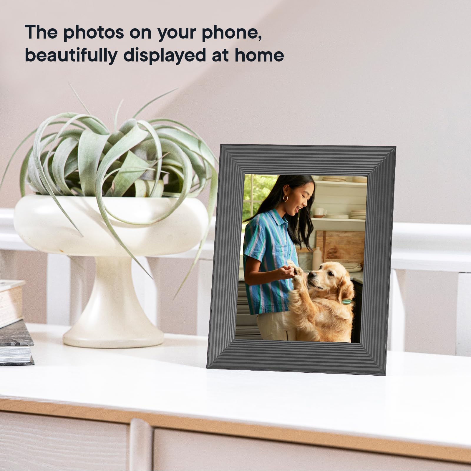 Aura Mason WiFi Digital Picture Frame - Best Digital Photo Frame for Gifting | Wireless Display for Family Photos | Easy Setup via Aura App | Unlimited Cloud Storage | Black Frame - Perfect for Home, Office & Holiday Gifts