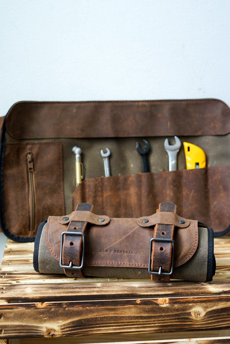Durable Tool Roll Organizer - Field Tan & Brown Leather Tool Pouch for Mechanics, Carpenters & DIY Enthusiasts | Perfect for Workshop, Garage & Outdoor Projects