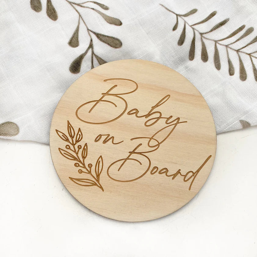 Personalized Wooden Baby Milestone Plaques - Custom Name & Date - Perfect for Monthly Photos, Birth Announcements, and Nursery Decor