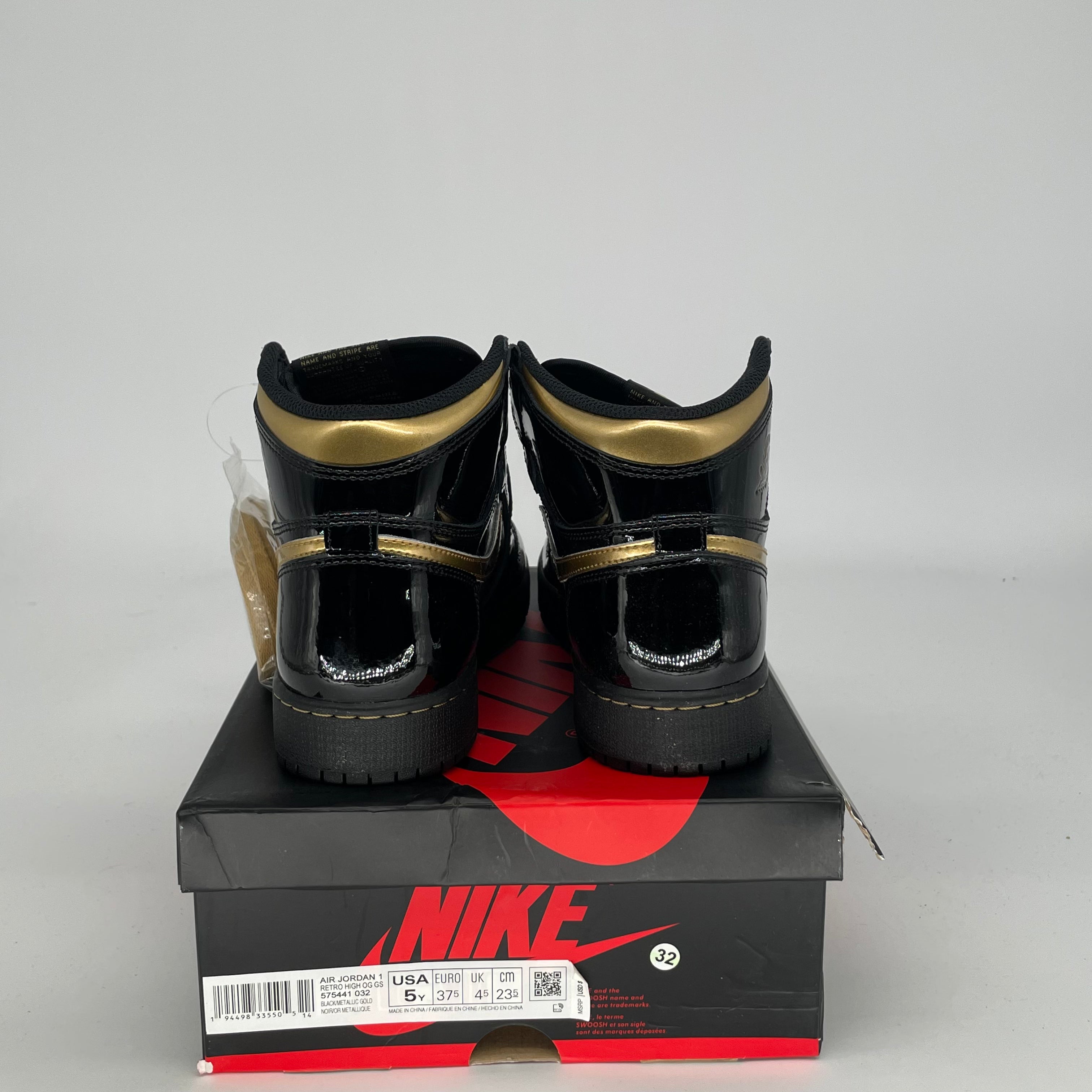 Original Air Jordan 1 Retro High OG 'Black Metallic Gold' Women's Size 5/6.5W (555088-032) - Basketball Shoes for Women, Streetwear Fashion Sneakers for Casual Wear & Sports