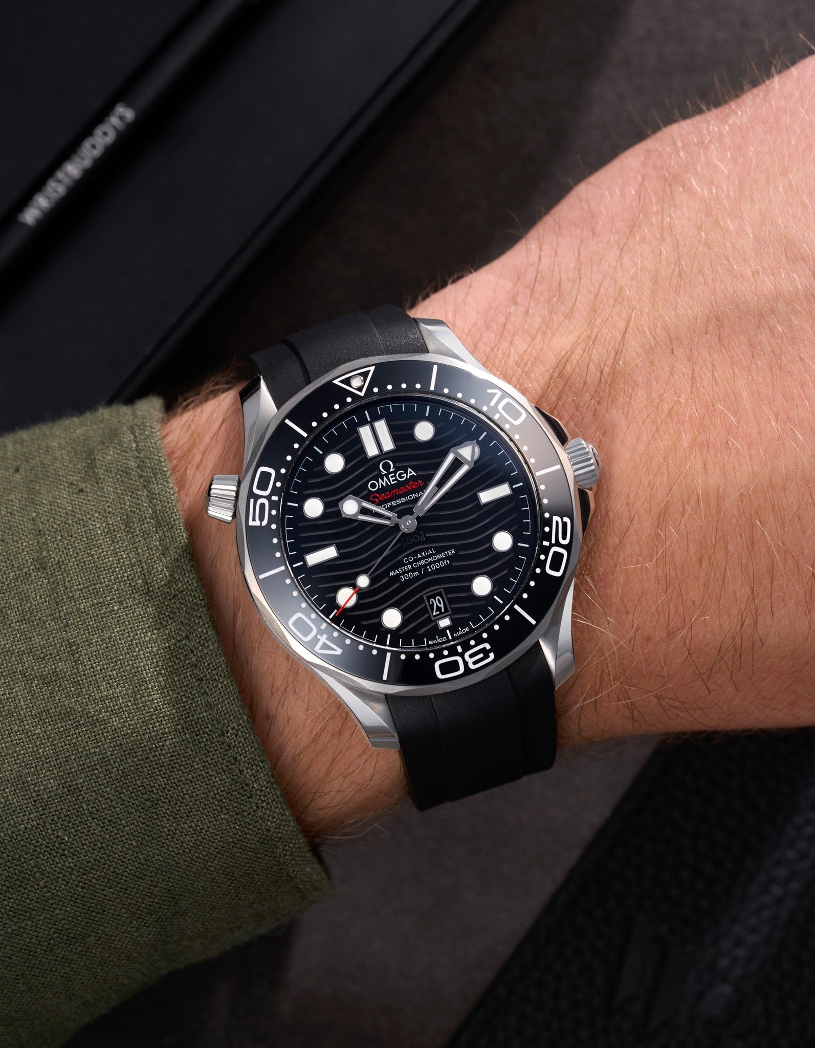 Premium FKM Rubber Watch Band for Omega Seamaster 300 Diver Watch - Black | Waterproof & Durable Replacement Strap | Perfect for Swimming, Diving & Outdoor Activities