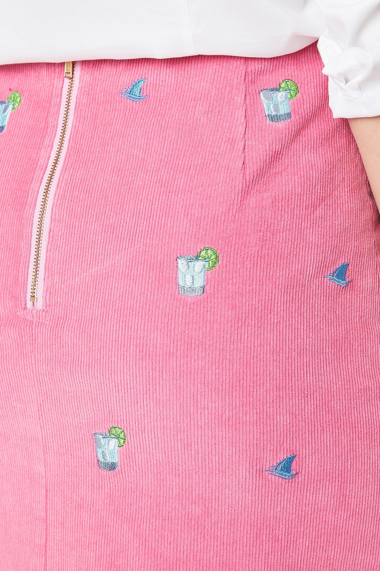 Stylish Ali Corduroy Skirt with Rose Embroidery & Fin & Tonic 19 - Perfect for Casual Outings, Date Nights & Fall Fashion