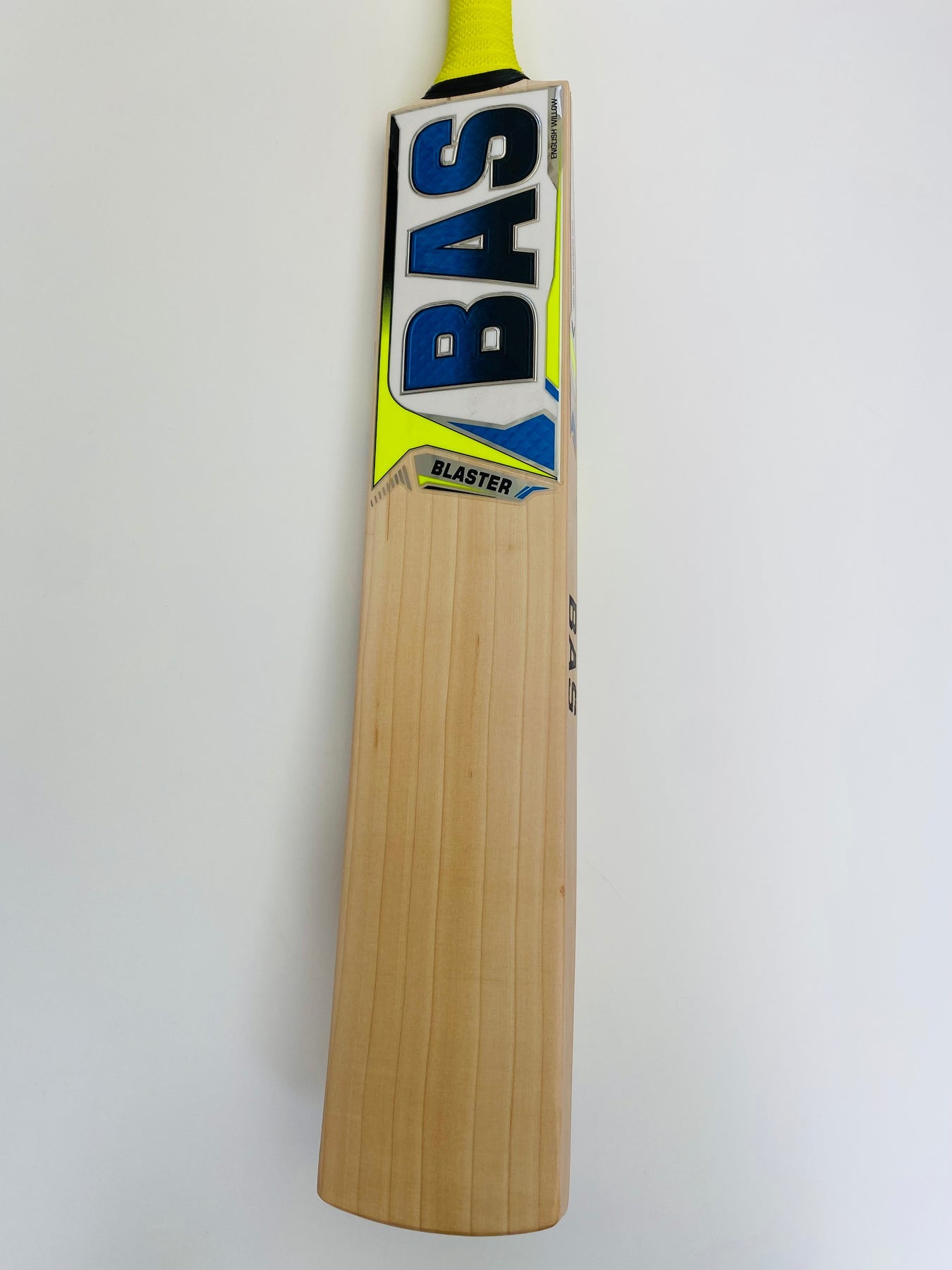Premium BAS Vampire Blaster Cricket Bat for Adults - Professional Grade Cricket Equipment for Training & Matches - Perfect for Backyard Practice, Club Games & Competitive Play