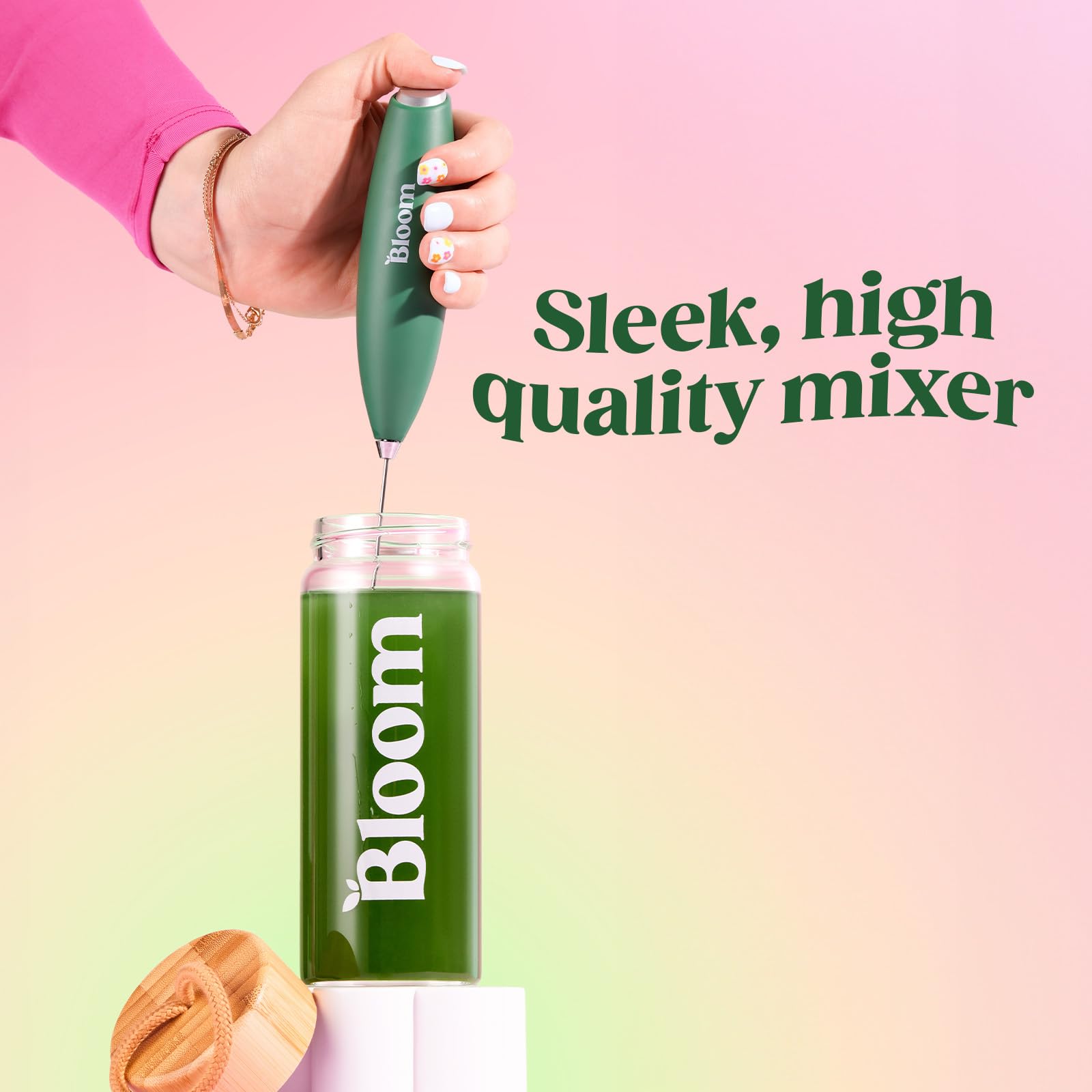 Bloom Nutrition Superfood Greens Powder with Digestive Enzymes, Probiotics & Prebiotics - Supports Gut Health, Reduces Bloating - Berry Flavor - Includes High-Powered Milk Frother Hand Mixer - Perfect for Smoothies, Shakes & Healthy Morning Routines