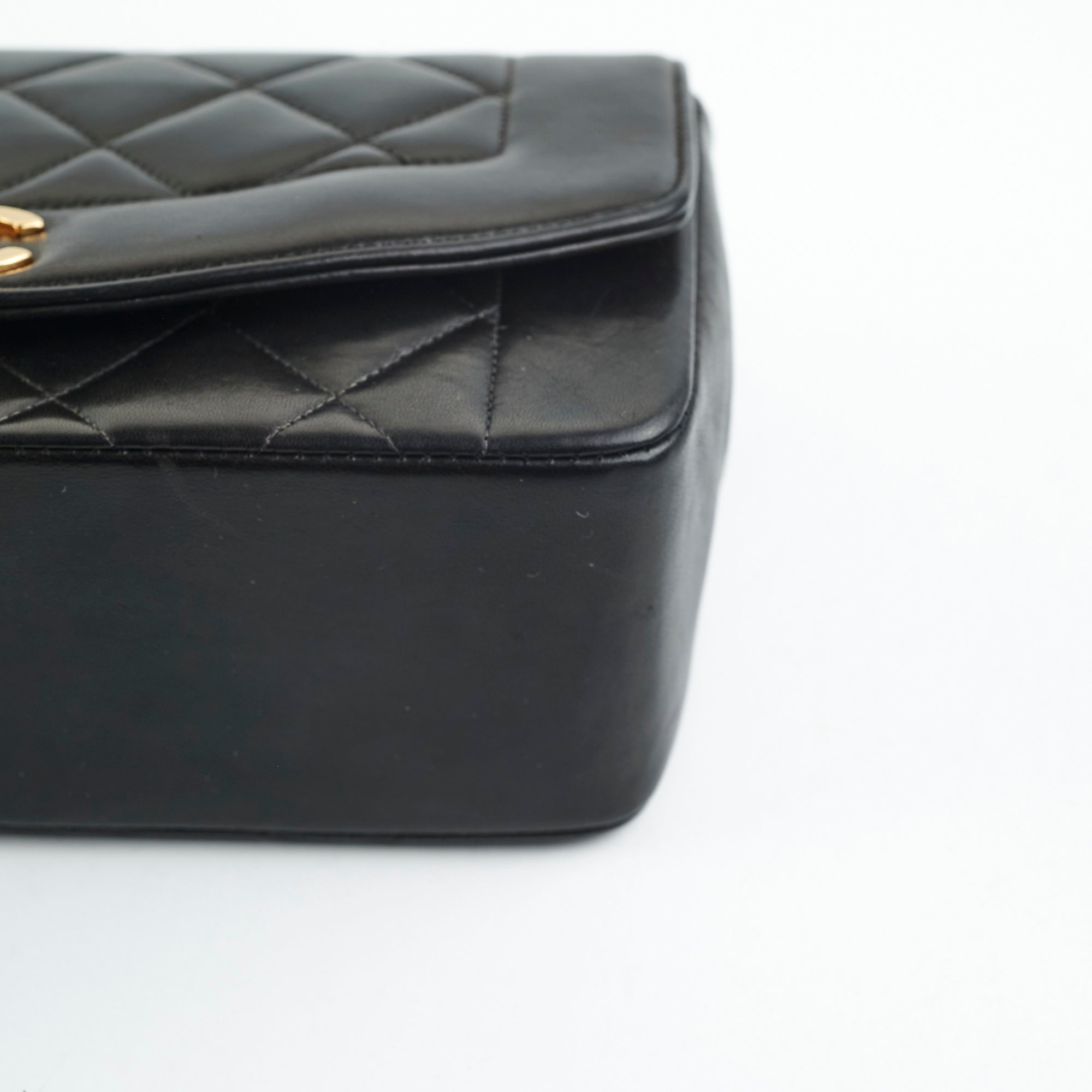 Authentic Chanel Small Vintage Diana Lambskin Leather Shoulder Bag Black - Perfect for Date Night & Special Occasions