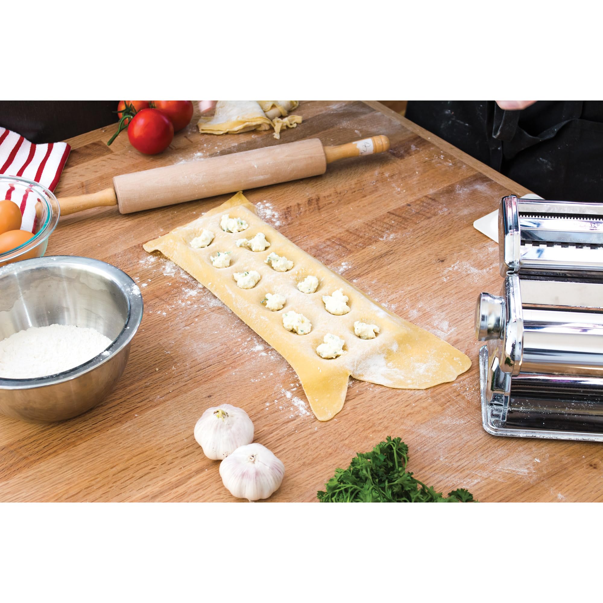 Fantes Jumbo Ravioli Maker - Authentic Italian Pasta Tool for 10 Large Raviolis | Handmade Pasta Dough Press | Perfect for Homemade Italian Meals & Family Dinners | Since 1906