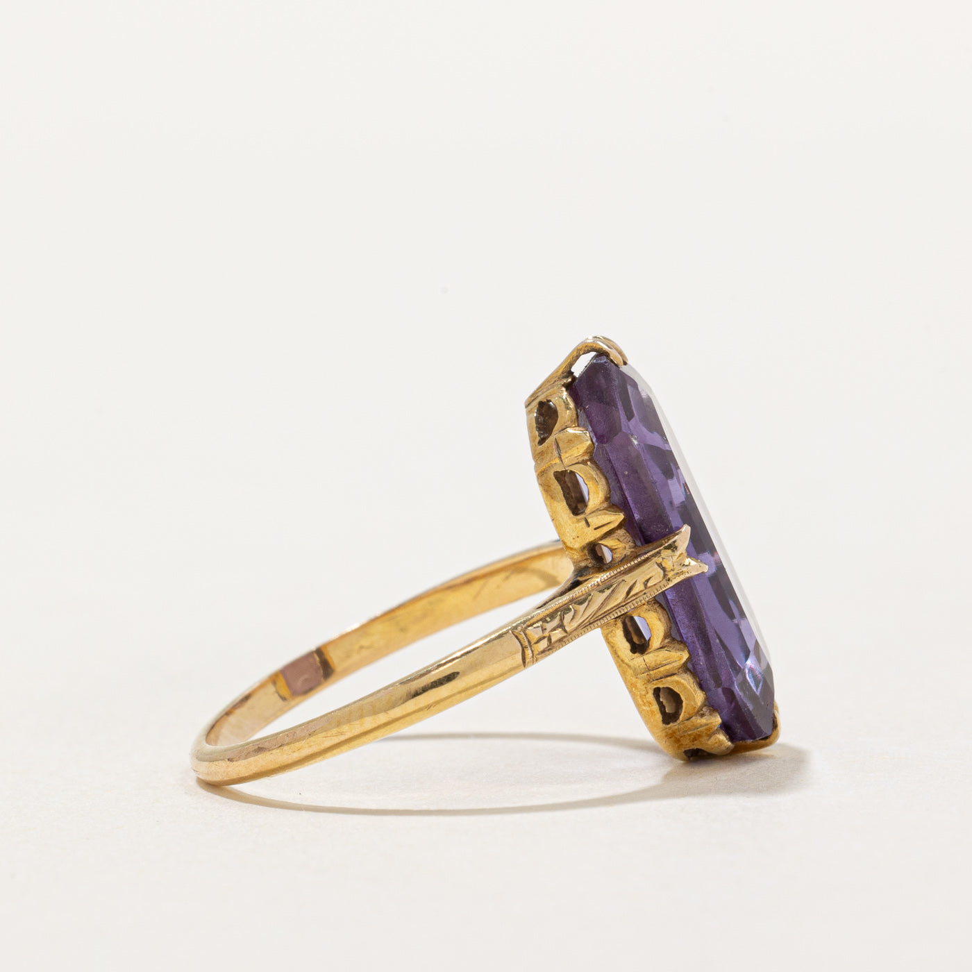 6.50ct Synthetic Color Changing Sapphire Cocktail Ring - Size 6.5 | Elegant Jewelry for Evening Parties & Special Occasions