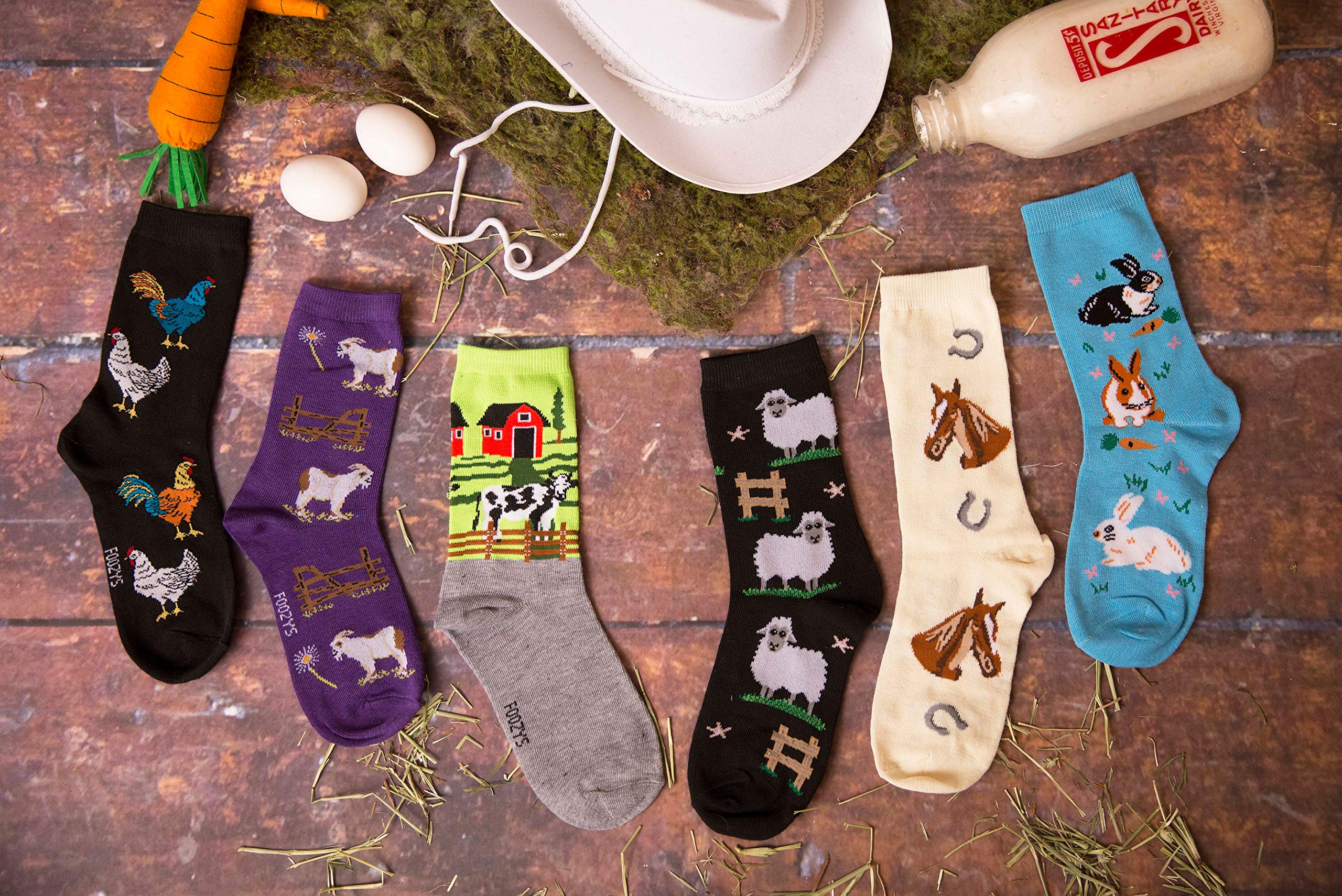 Foozys Women's Crew Socks - Raining Cats & Dogs Farm Novelty Socks (2-Pair Pack) | Soft Cotton Blend for Comfort | Perfect for Casual Wear, Gifts & Farm Animal Lovers
