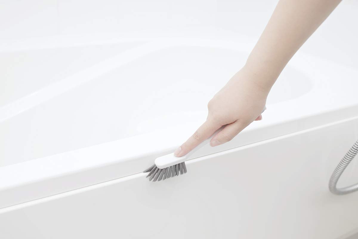 Marna W652W Bathroom Cleaner with Tweezers - 8.5