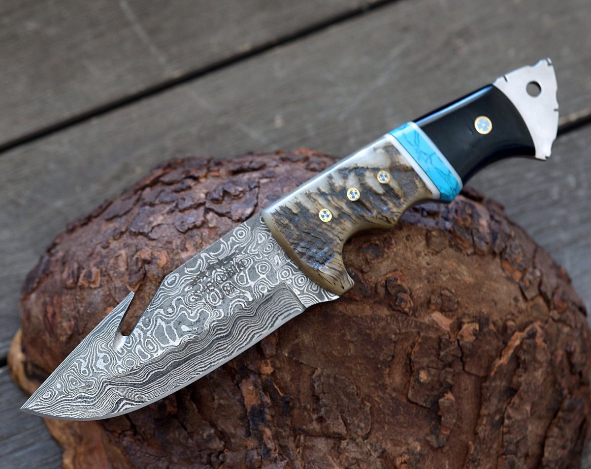 Premium Damascus Steel Gut Hook Knife with Ram Horn & Turquoise Handle - Hunting, Camping & Outdoor Survival Essential