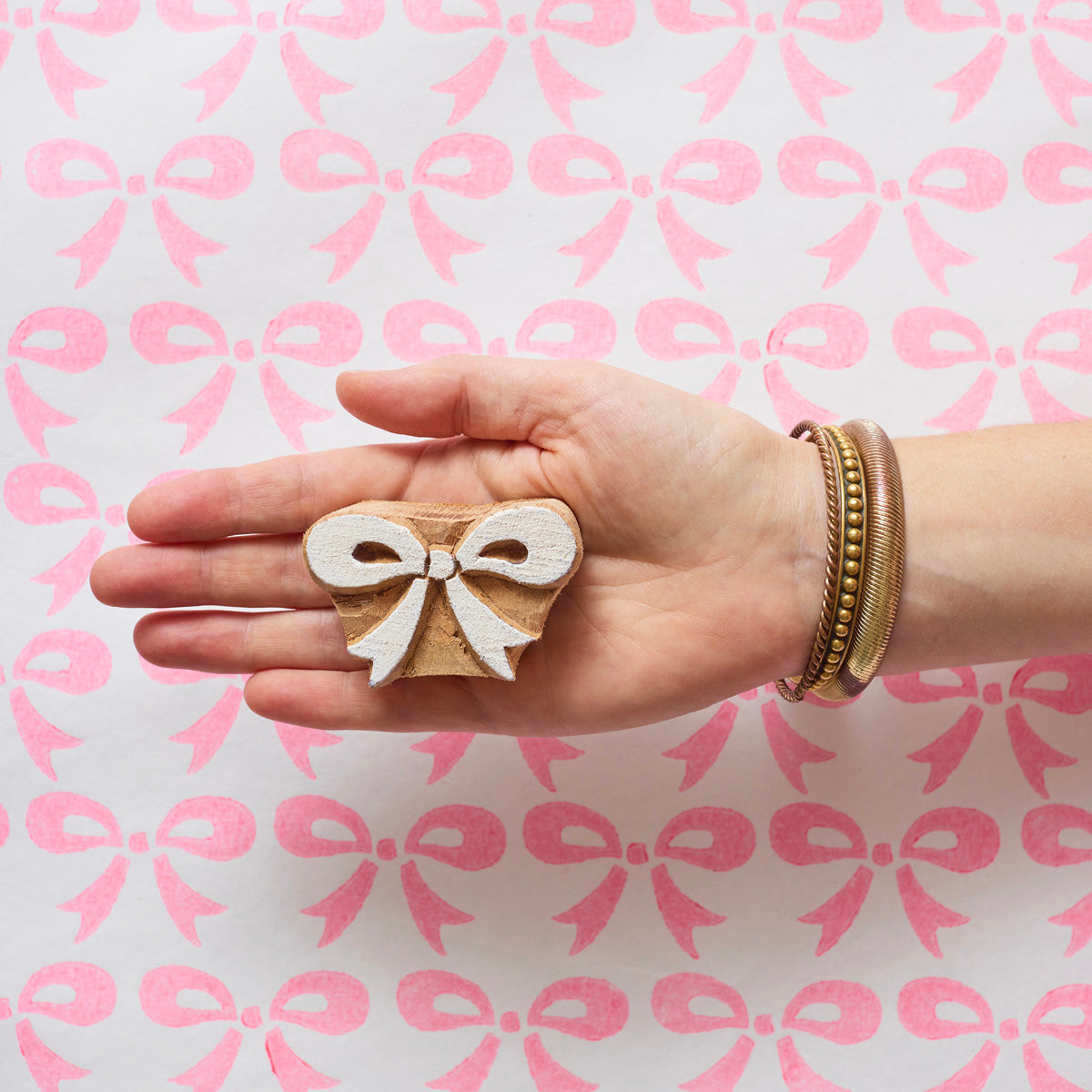 Wooden Block Bow - Handmade Wooden Bow for Kids, DIY Craft Toy, Perfect for Pretend Play, Archery Games, and Party Favors