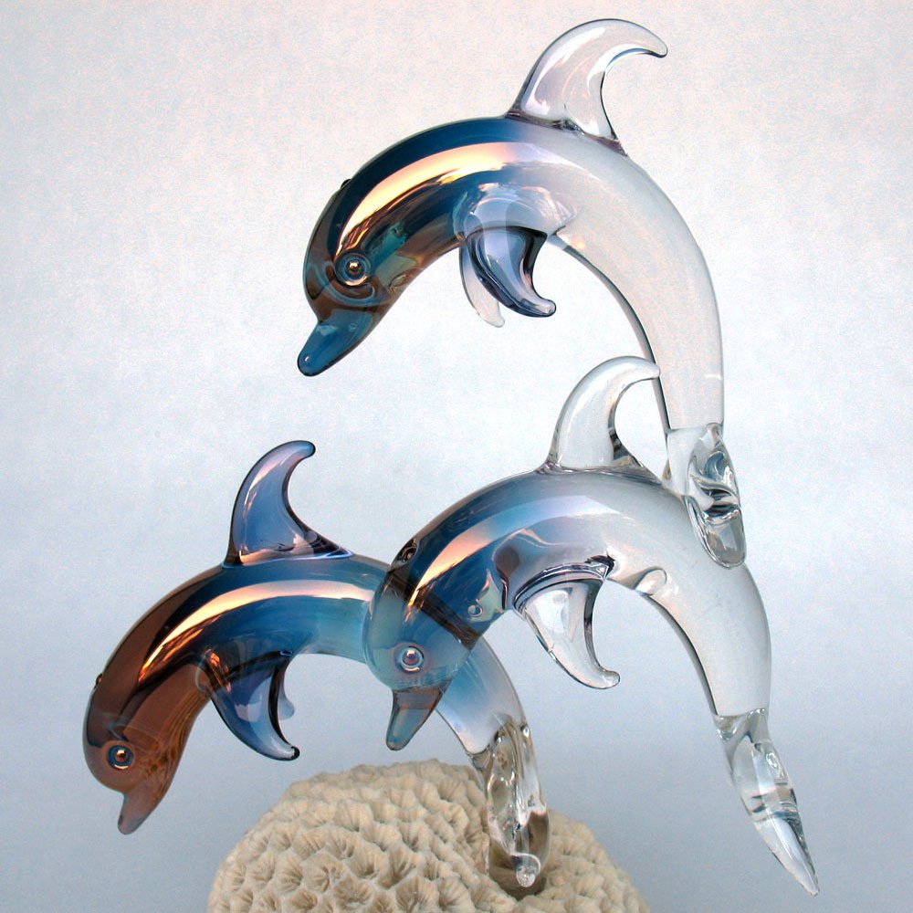 Hand Blown Glass Dolphin Figurine on Coral Reef - Elegant Home Decor, Gift for Ocean Lovers - Perfect for Bookshelf, Office Desk, and Coastal Themed Decorations