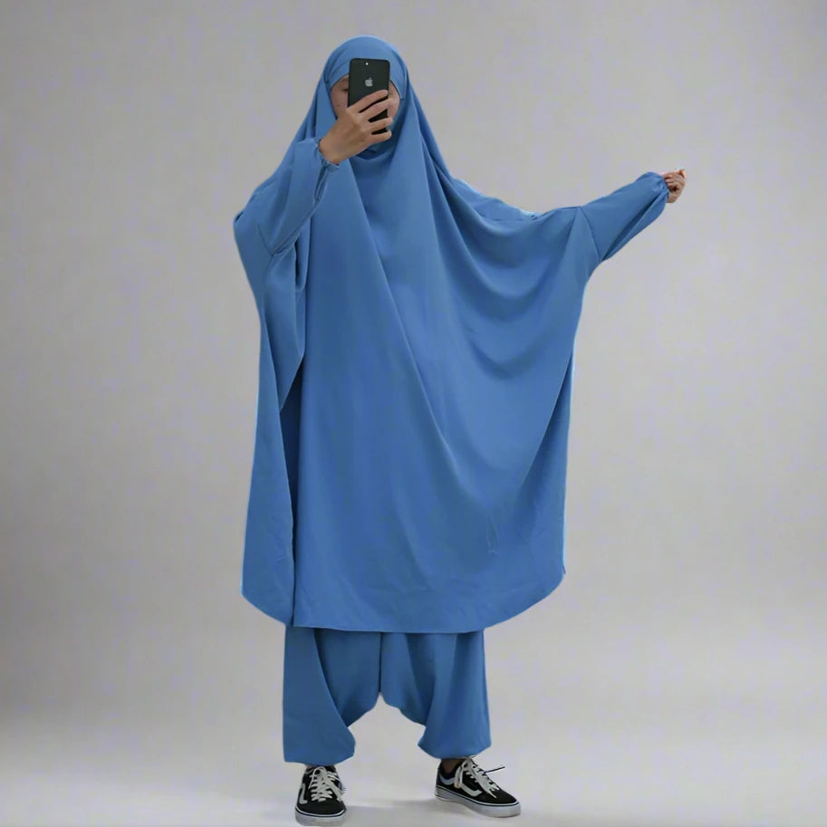 Modest Muslim Women's Jilbab Set with Matching Tops, Robe & Pants - Islamic Prayer Outfit for Home & Mosque Wear