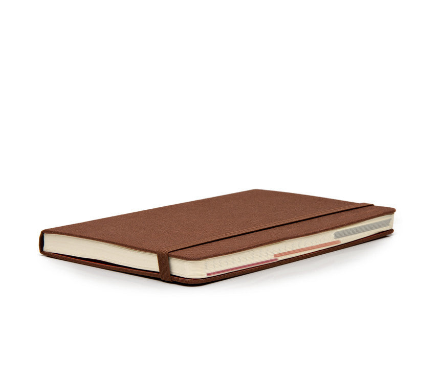 Moleskine Voyageur Travel Journal - Premium Leather Notebook for Writing, Sketching & Note Taking - Perfect for Travelers, Students & Professionals