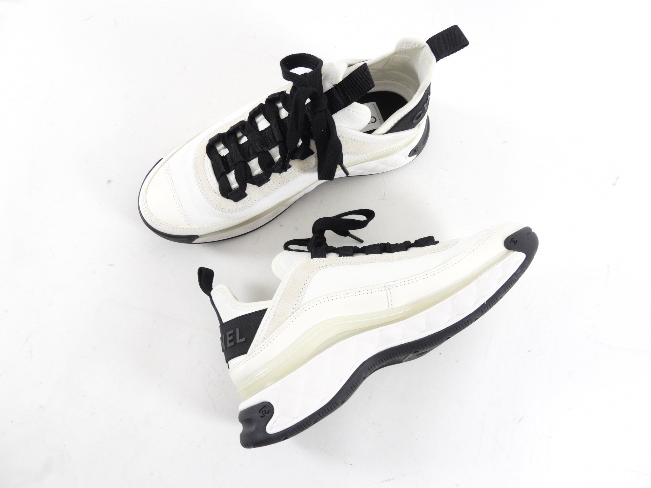 Chanel 22K White CC Logo Sneakers Women's Size 7 (EU 37) - Fashionable Luxury Shoes for Casual Wear & Street Style