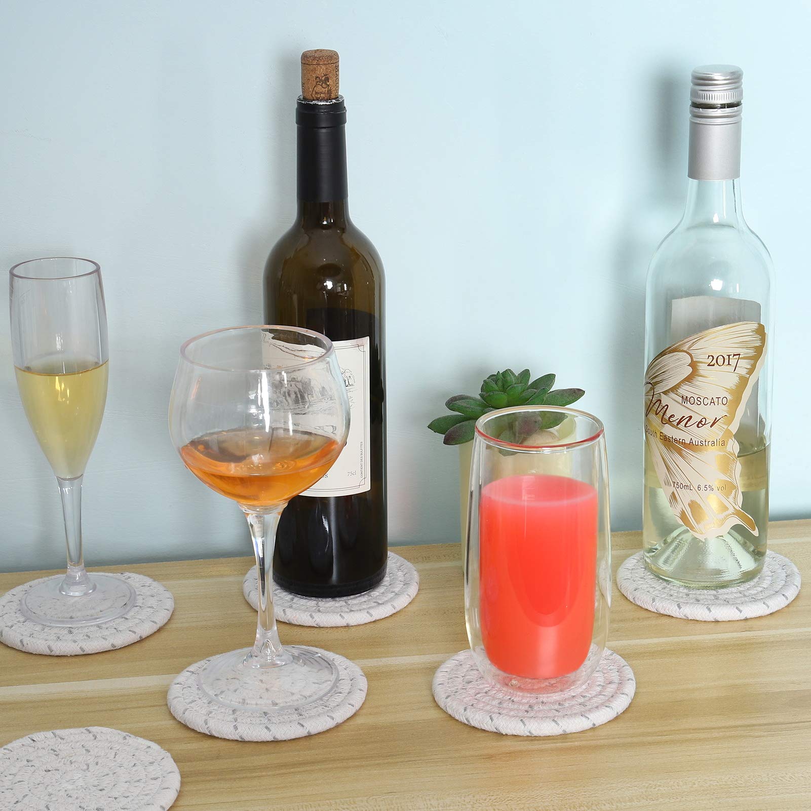 ABenkle Set of 6 Woven Drink Coasters - 4.3 Inch Boho Absorbent Coasters for Coffee, Wine & Beverages - Perfect Housewarming Gift, Home Decor & Bar Essentials | Great for Coffee Tables, Kitchen Countertops & Outdoor Entertaining