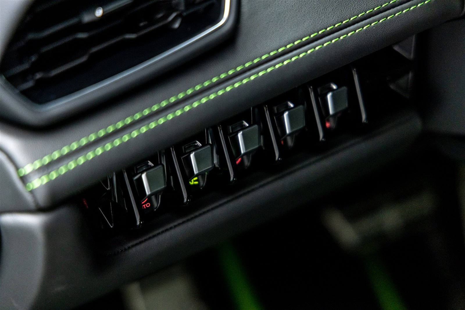 Lamborghini Huracan EVO 2WD Monza Aero Program CB 01 - High Performance Sports Car for Racing Enthusiasts | Perfect for Track Days and Supercar Events