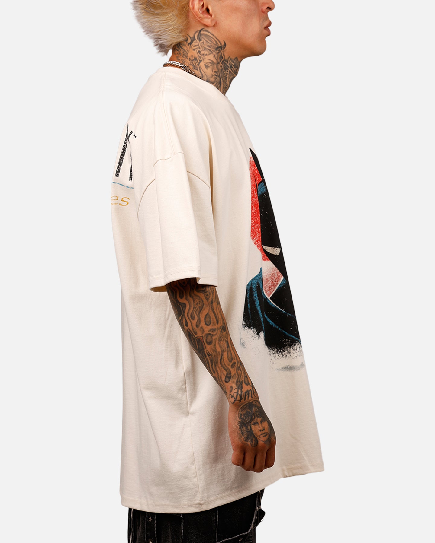 Vintage DC Comics 1997 Batman Heavyweight Graphic T-Shirt - Off White | American Thrift | Superhero Streetwear for Men & Women | Perfect for Cosplay, Comic Con & Casual Wear