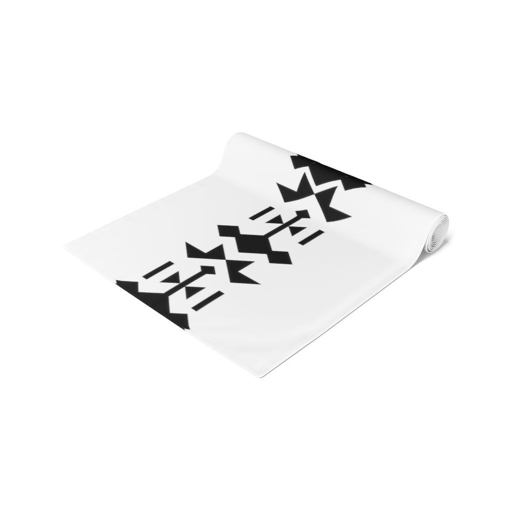 Southwestern Contemporary Table Runner - Cotton & Polyester Blend in White & Black Bohemian Style - Perfect for Dining Tables, Kitchen Islands, and Farmhouse Decor