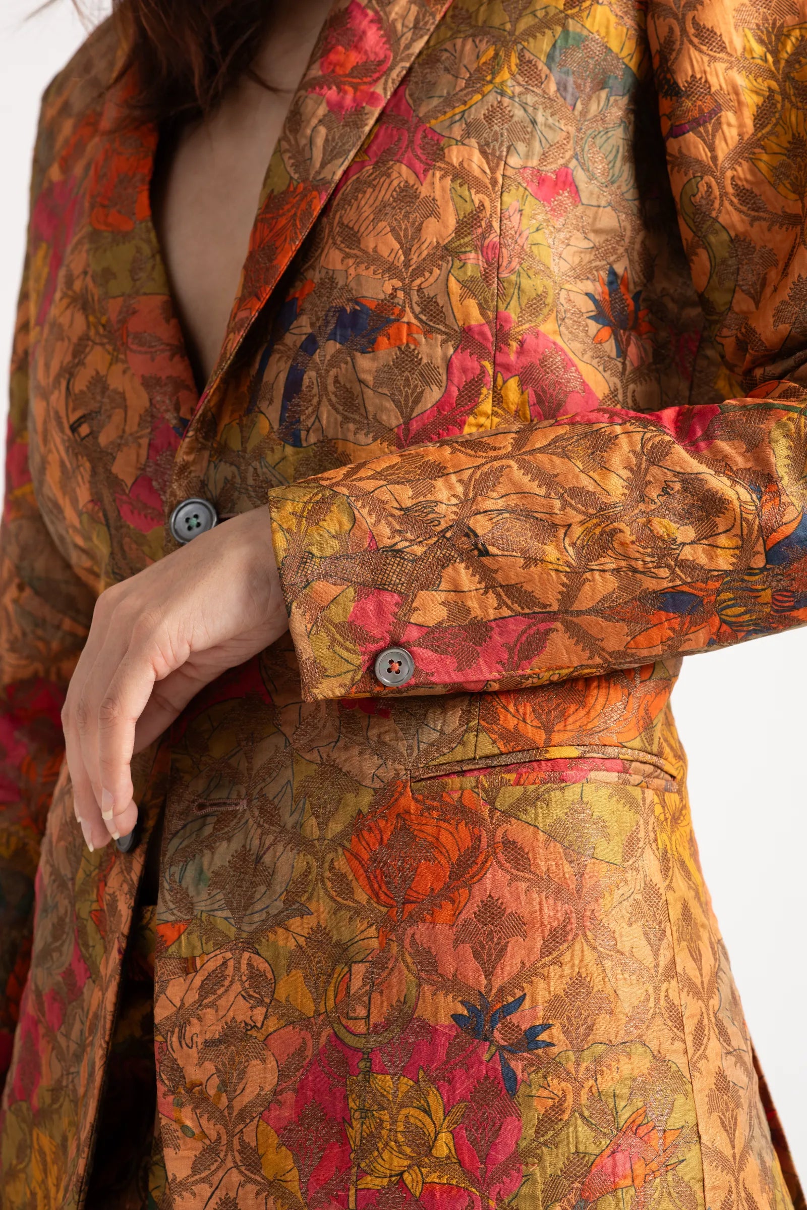 Elegant Rana Blazer in Silk Brocade with Grapefruit Pattern - Perfect for Office Wear, Cocktail Parties & Formal Events
