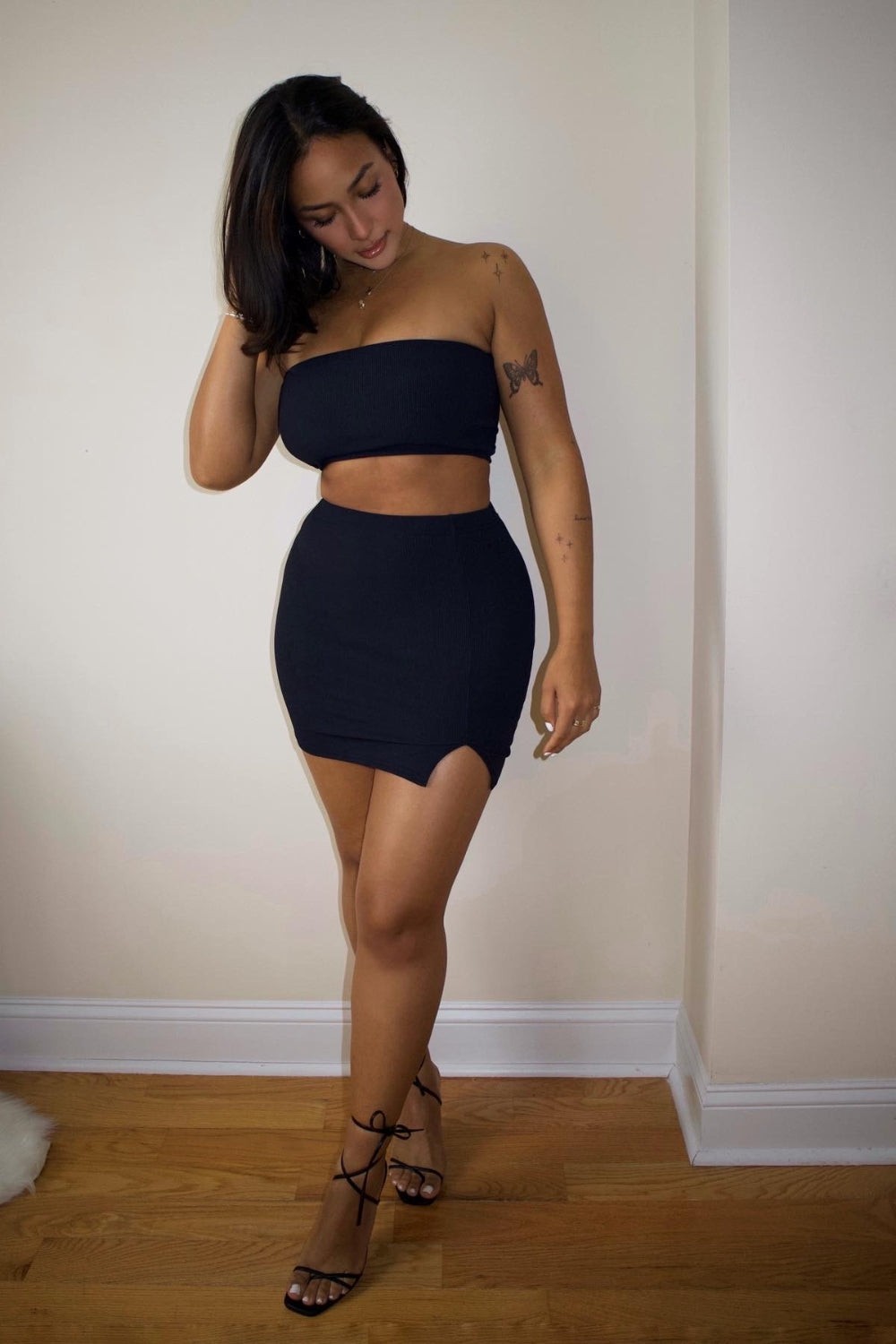 Black Rib Bandeau Crop Top - Women's Fashion Stretch Tube Top for Summer, Beach, and Casual Wear