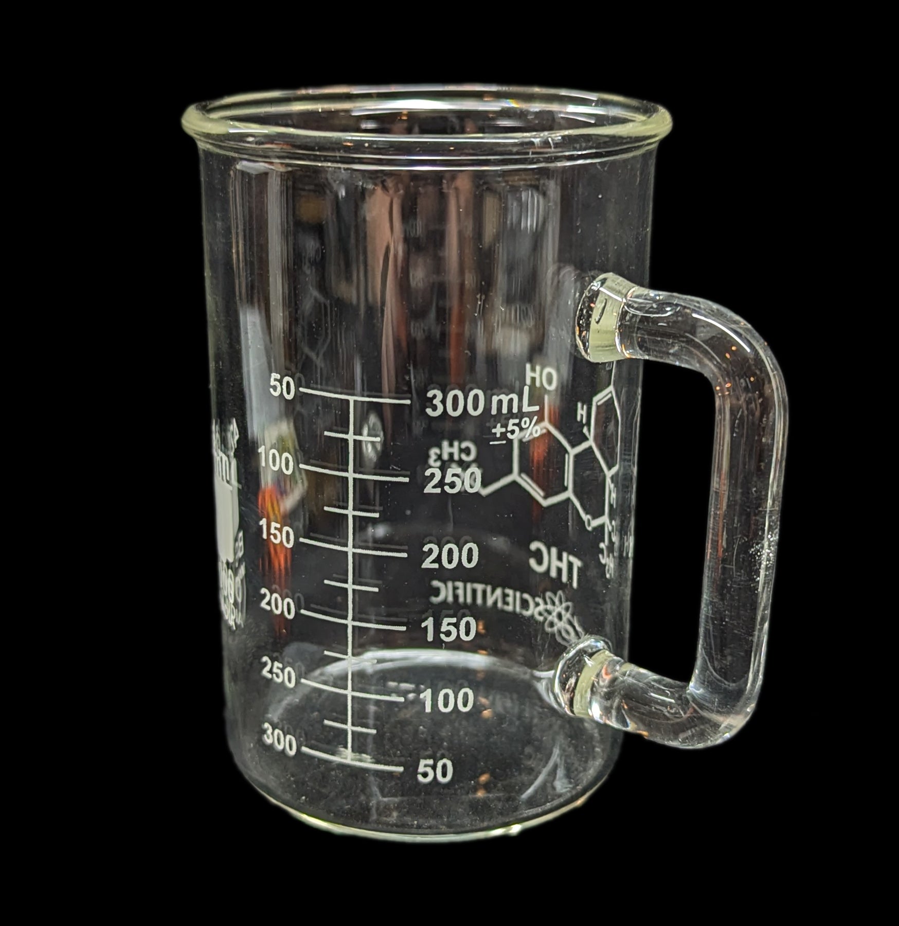 THC Chemical Structure Beaker Mug - Science Lab Glass Coffee Cup for Chemists & Cannabis Enthusiasts - Perfect for Labs, Home Decor & Gifts