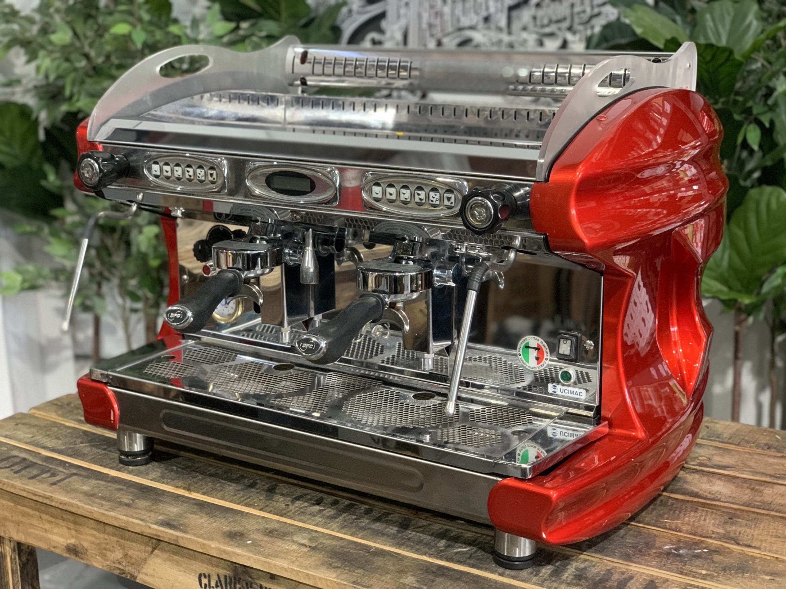 BFC Lira 2 Group Commercial Espresso Machine - Professional Red Coffee Maker for Cafes & Restaurants | Perfect for High-Volume Brewing & Latte Art