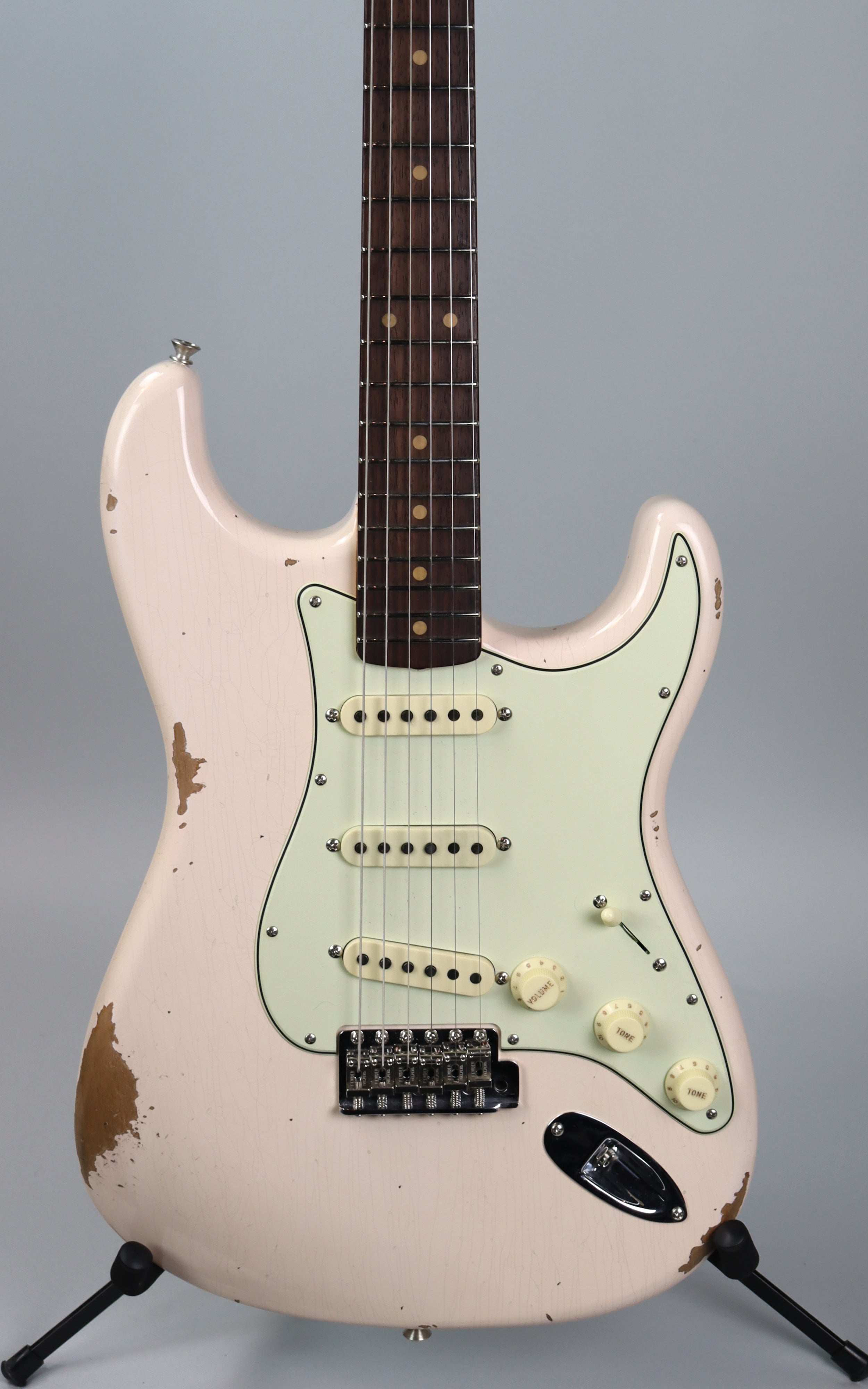 Fender Custom Shop '62 Stratocaster Relic Electric Guitar with Reverse Headstock - Super Faded Aged Shell Pink Finish | Vintage Tone for Blues, Rock & Stage Performance