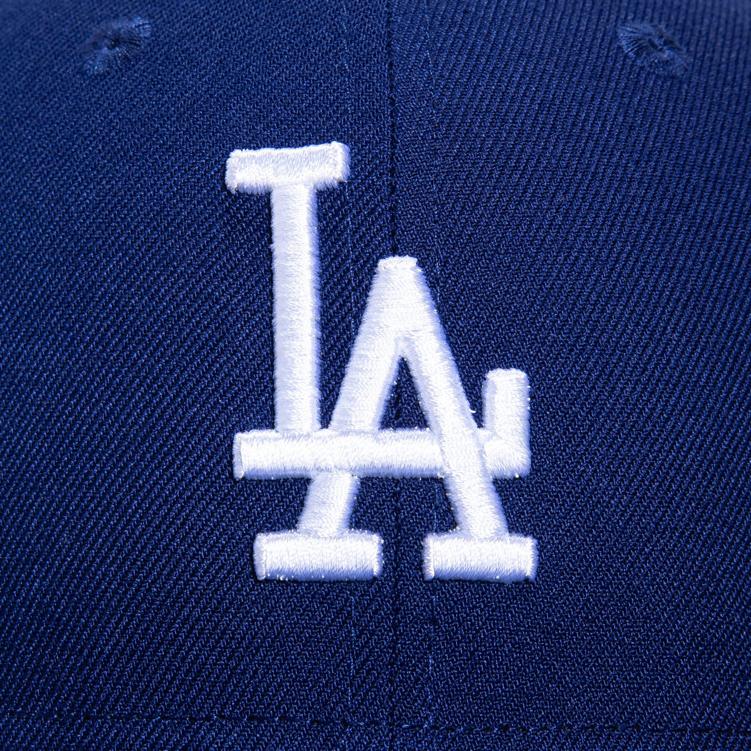 New Era 59Fifty Los Angeles Dodgers 50th Anniversary Patch Hat - Royal & White - Perfect for Baseball Games, Fan Collections & Streetwear Fashion