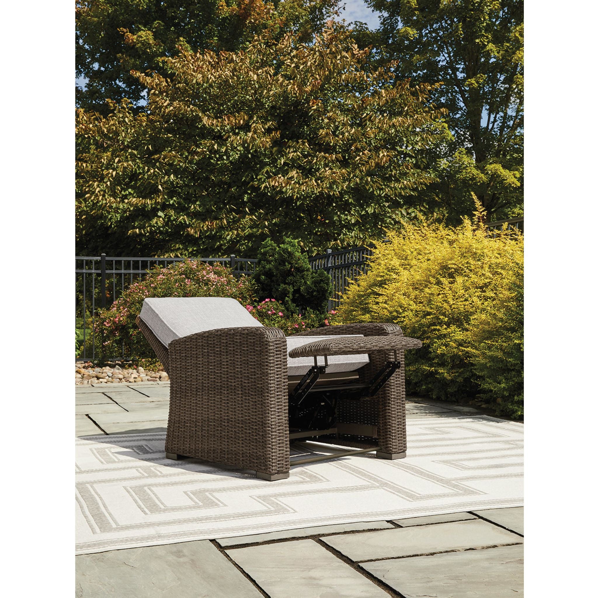 Beachcroft Outdoor Recliner Chair - Adjustable Patio Lounge Chair with Cushion, Waterproof & UV Resistant - Perfect for Poolside, Backyard, Beach Relaxation