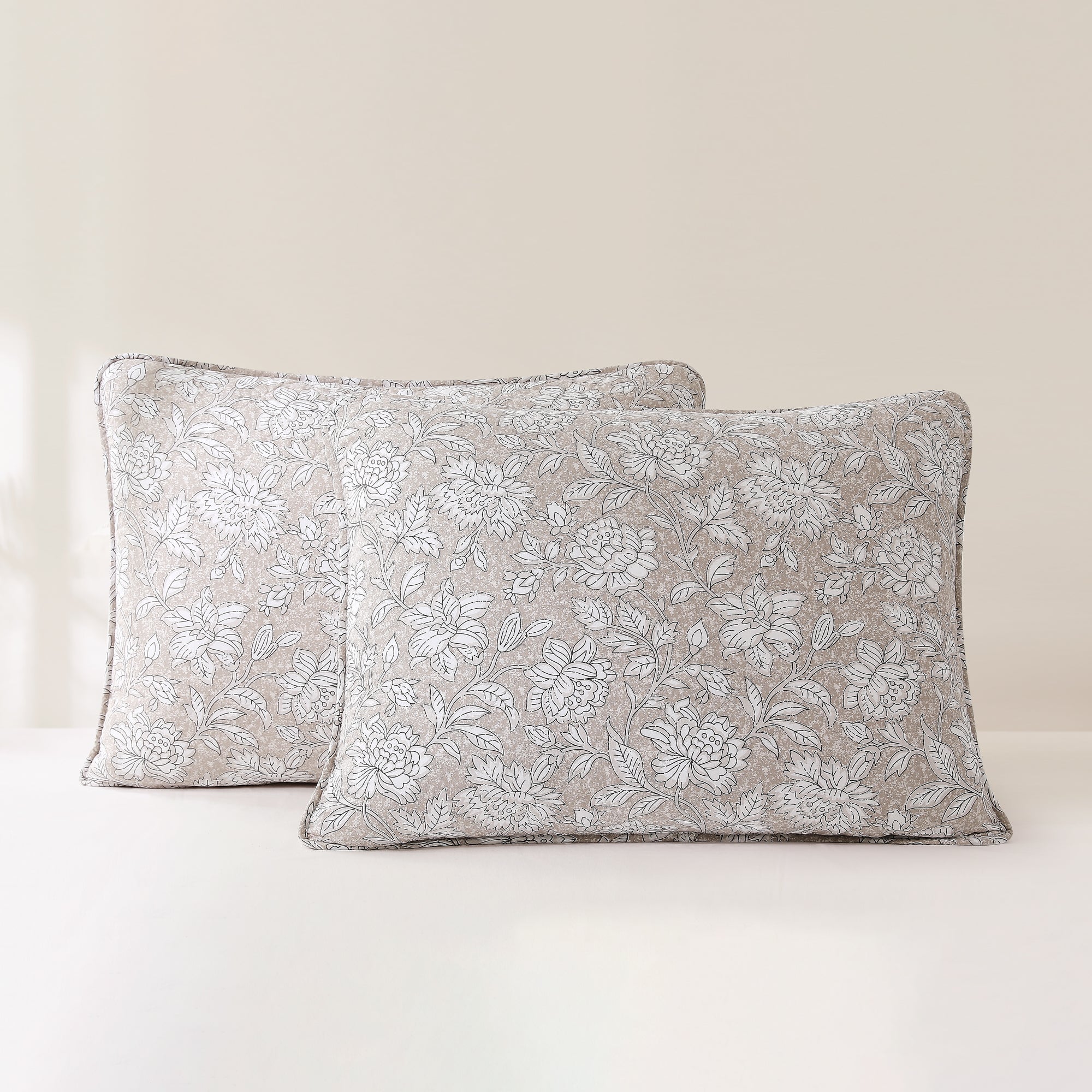 Zara Floral Block Reversible Cotton Quilt Set - Queen Size Bedding, Soft & Breathable Comforter Cover with Pillowcases - Perfect for Spring & Summer Bedroom Decor