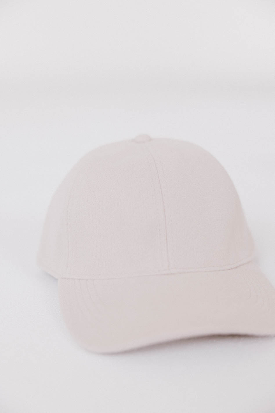 Premium Beige Baseball Cap for Men & Women - Adjustable & Breathable Cotton Hat for Outdoor Sports, Running, Hiking, and Casual Wear