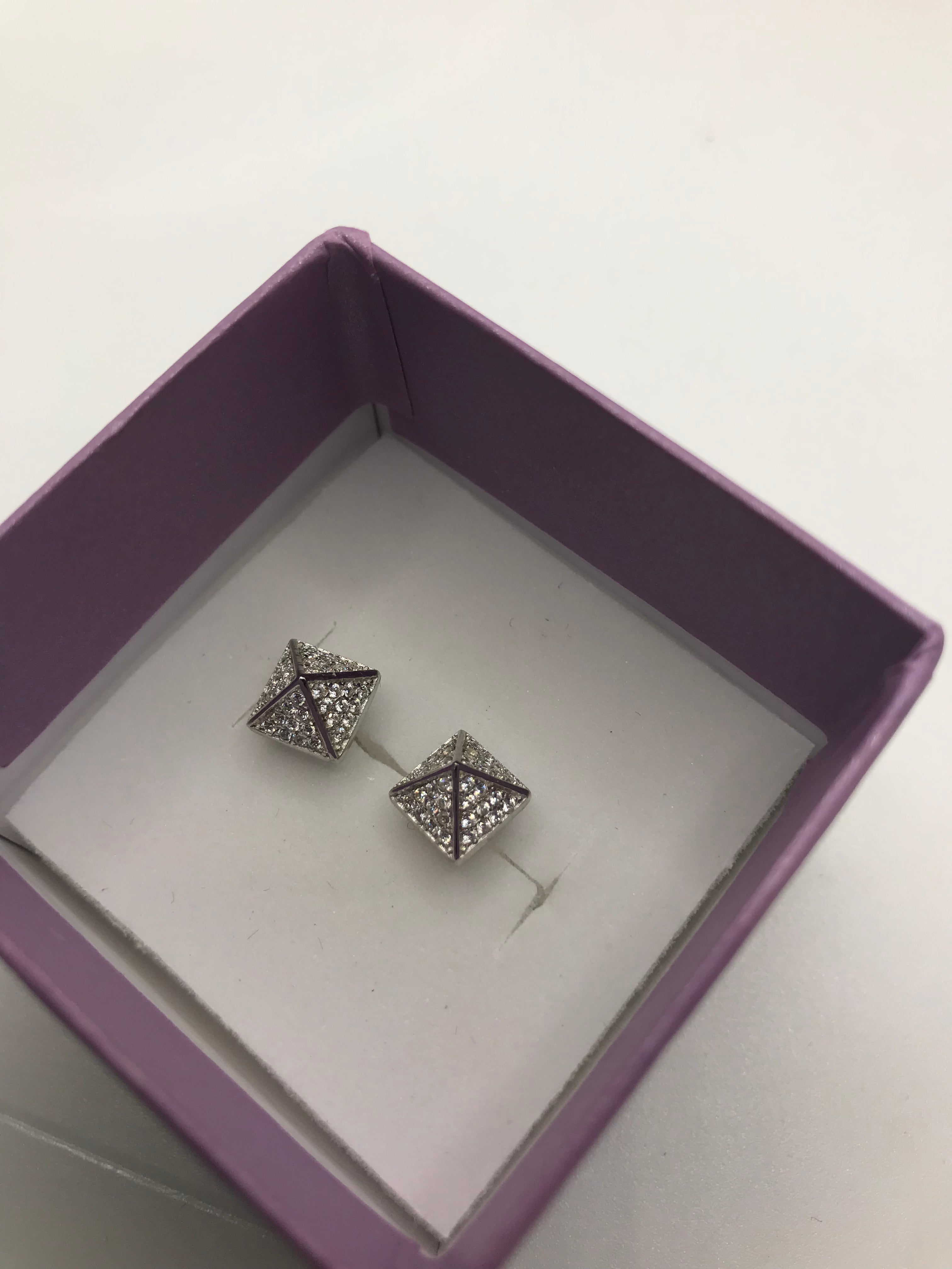 925 Sterling Silver Pyramid Earrings for Women - Hypoallergenic Dangle Drop Earrings - Trendy Geometric Jewelry Gift for Parties, Weddings & Everyday Wear