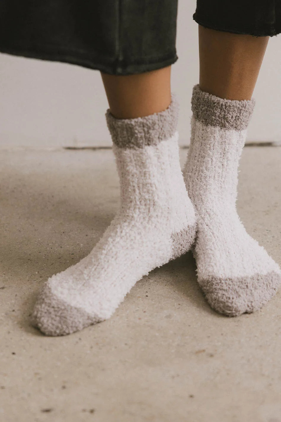 Soft Fuzzy Contrast Socks in Lavender - Cozy & Stylish Women's Socks for Winter, Home, Lounge & Gifts