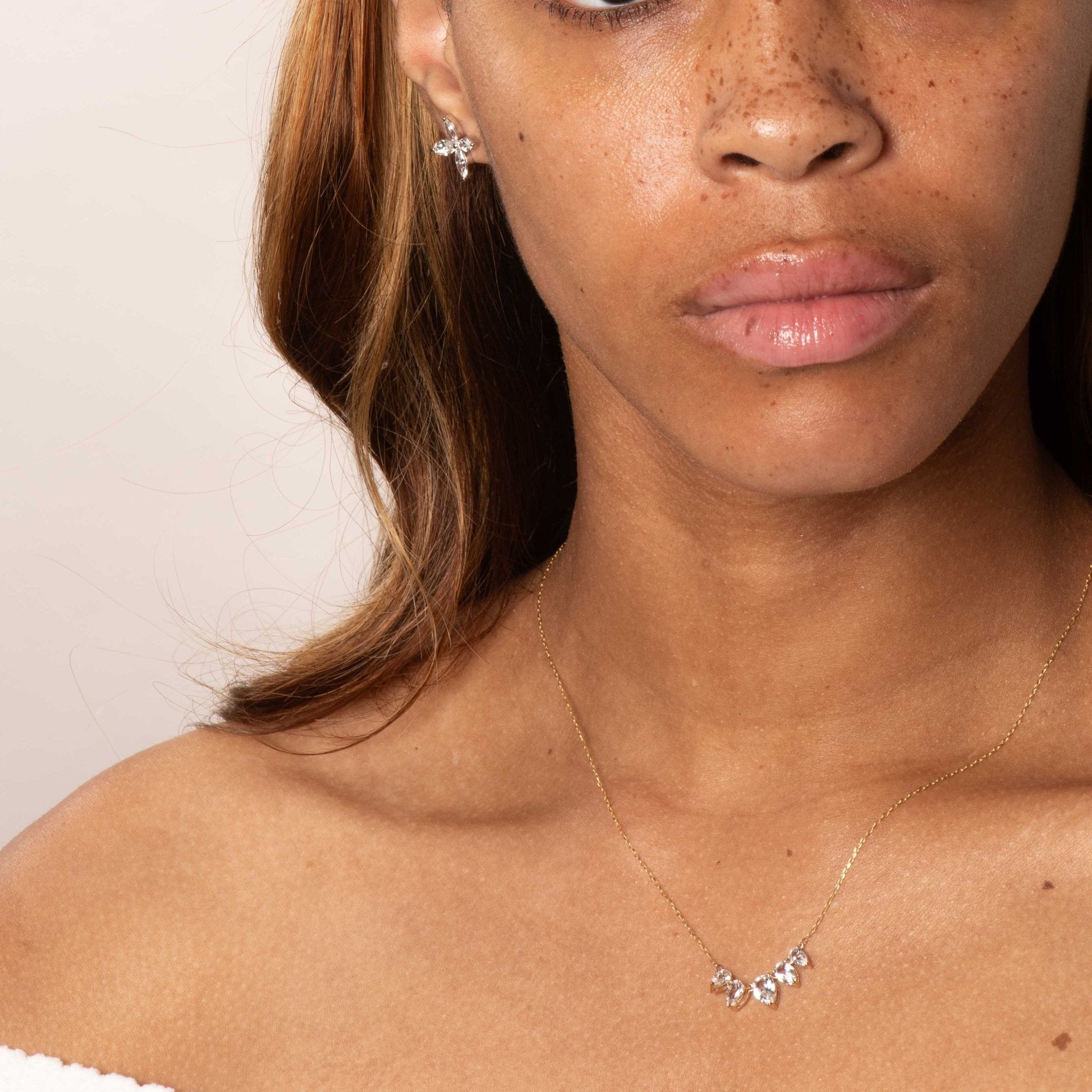 10K Yellow Gold Teardrop White Sapphire Necklace for Women - Elegant Dainty Pendant Jewelry Gift for Birthday, Anniversary & Special Occasions