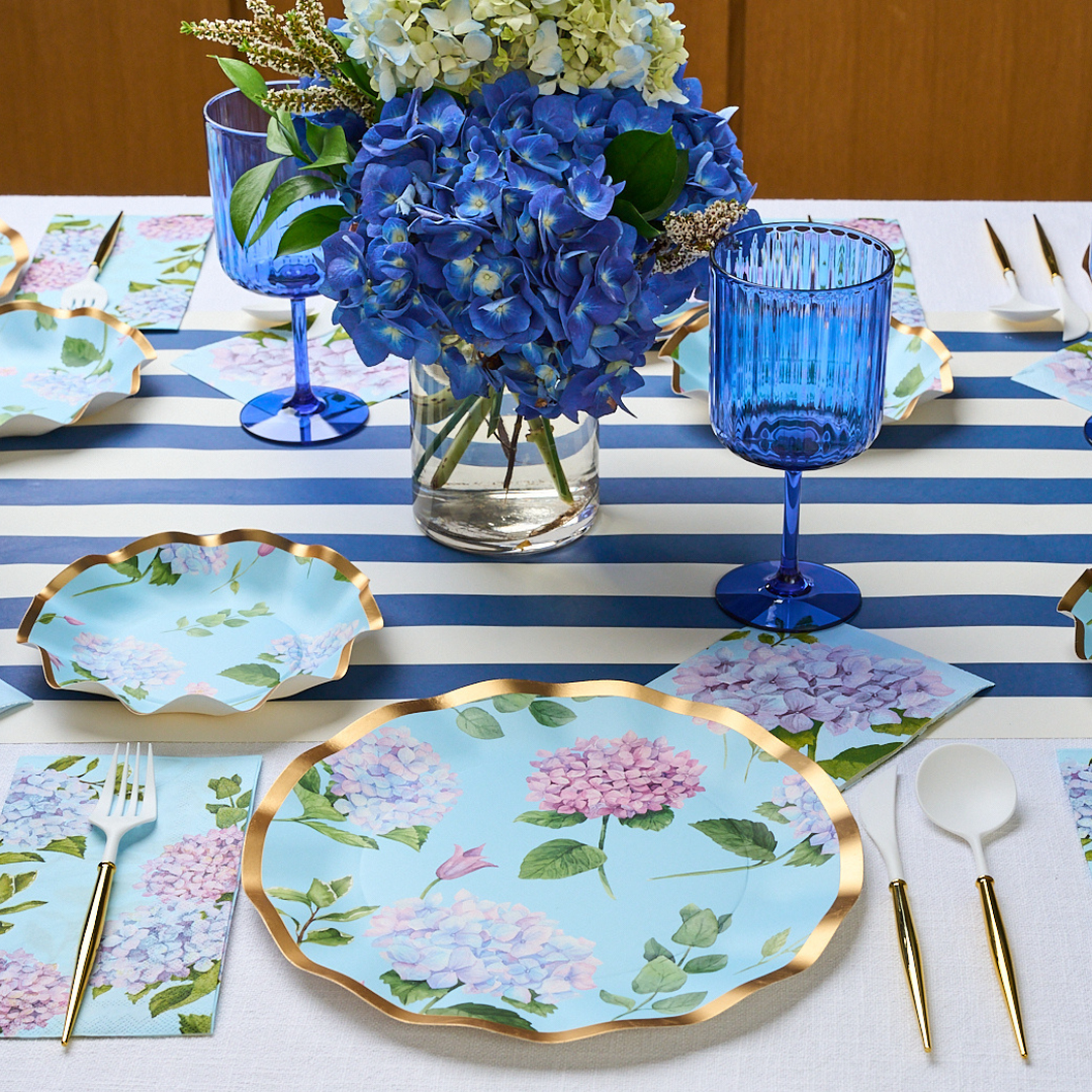 Elegant Hydrangea Floral Table Setting for Weddings, Parties & Home Decor - Premium Artificial Flower Centerpiece for Dining & Event Decorations