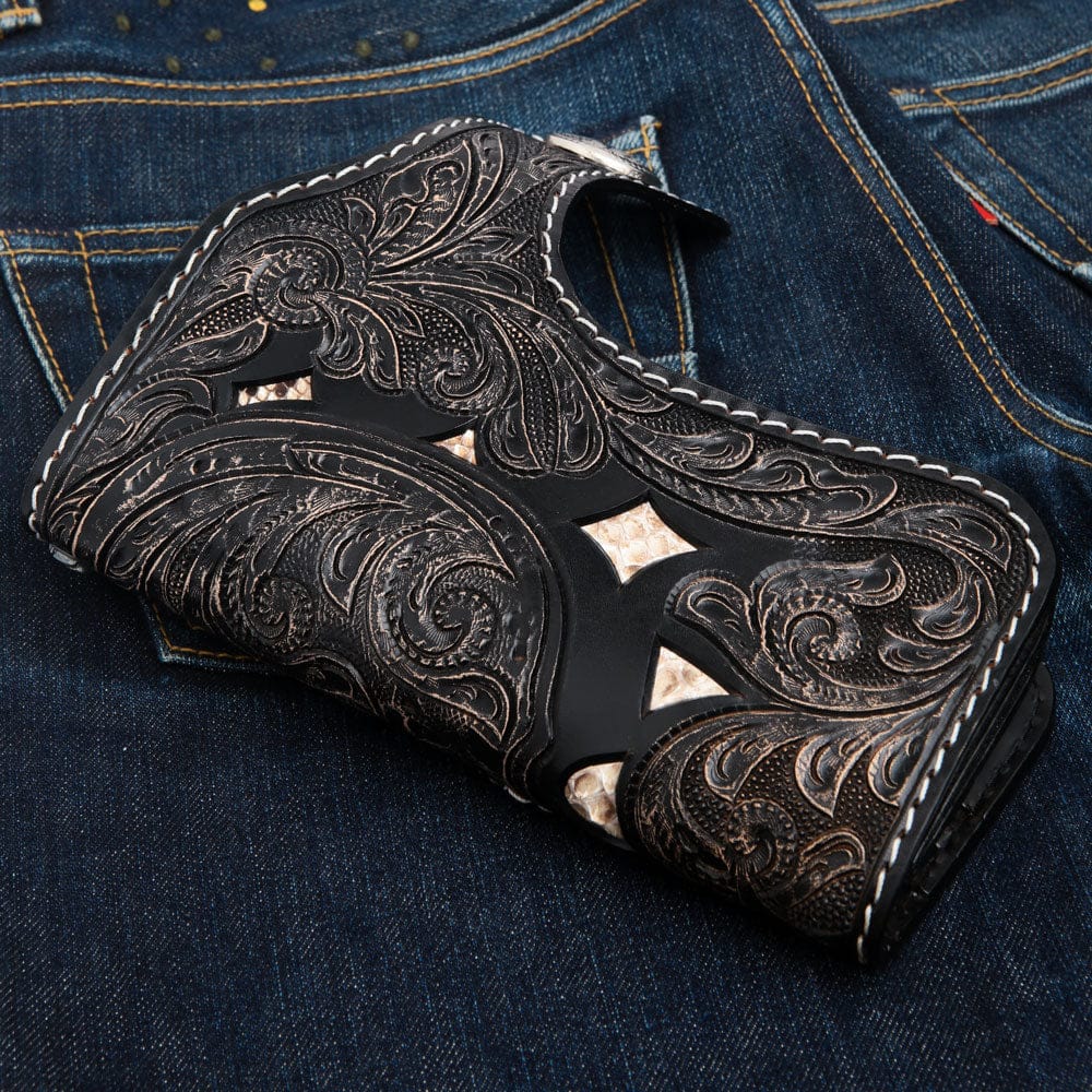 Devil Skull Genuine Leather Tooled Biker Wallet for Men - Handcrafted Gothic Motorcycle Wallet with Chain - Perfect for Bikers, Riders & Rock Fashion Enthusiasts