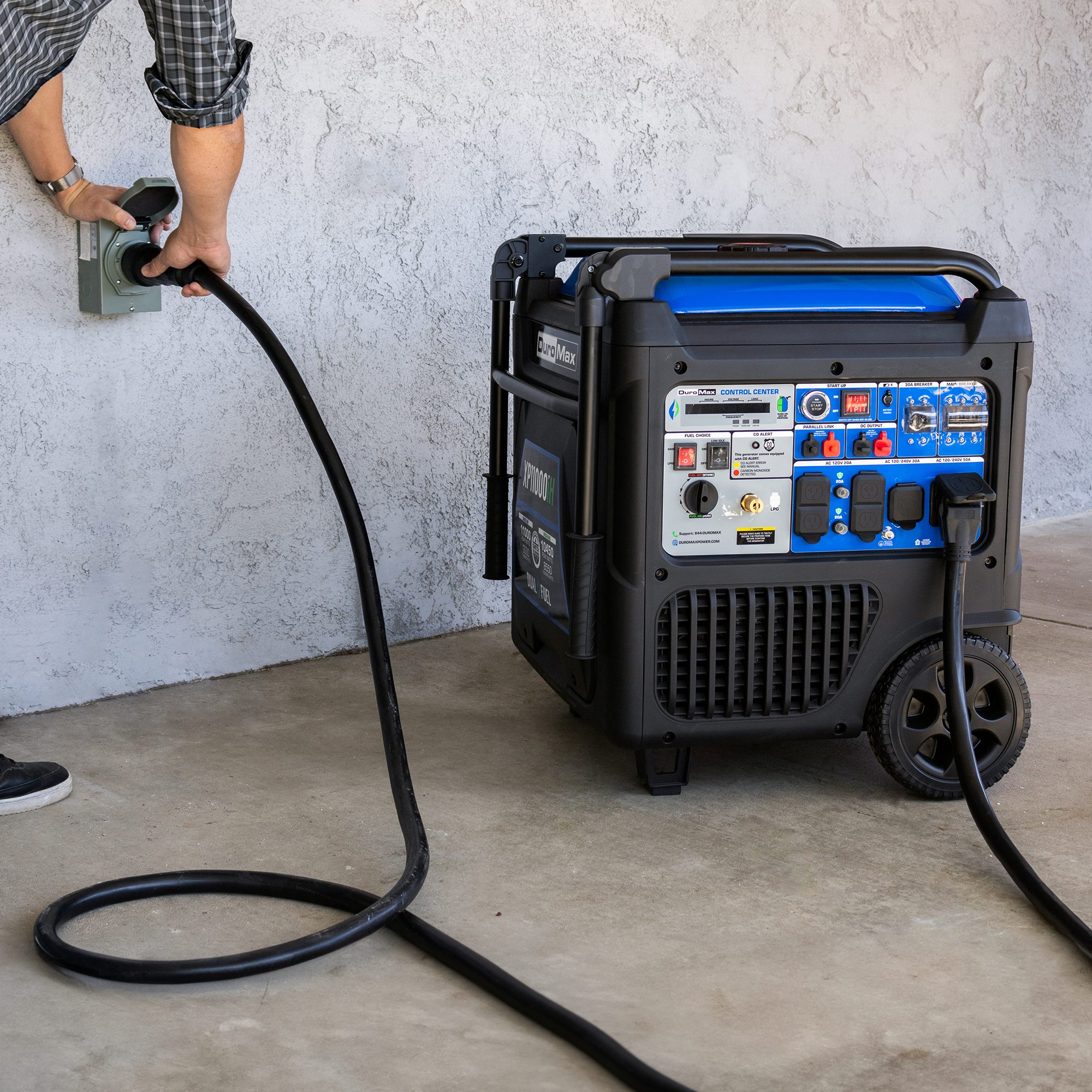 11,000W Dual Fuel Portable Inverter Generator with CO Detection - Perfect for Camping, RV Trips & Emergency Power Backup